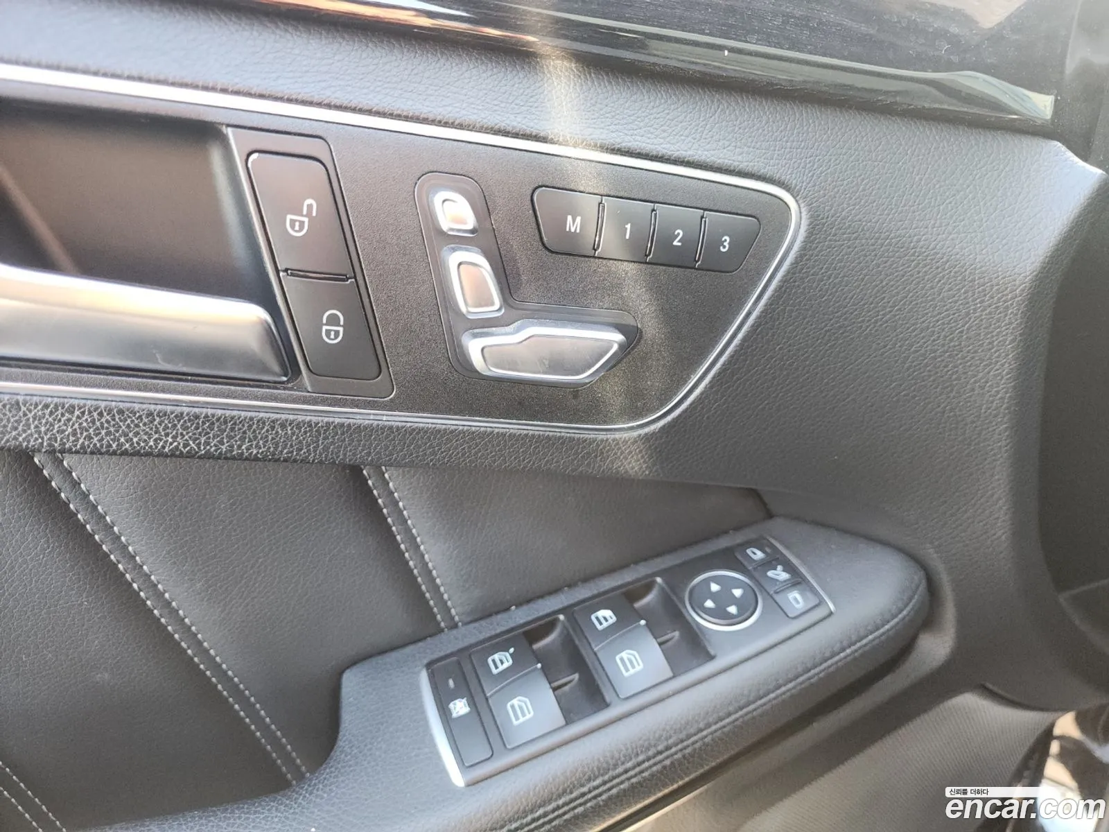 Mercedes-Benz E-Class W212 2015 — 10