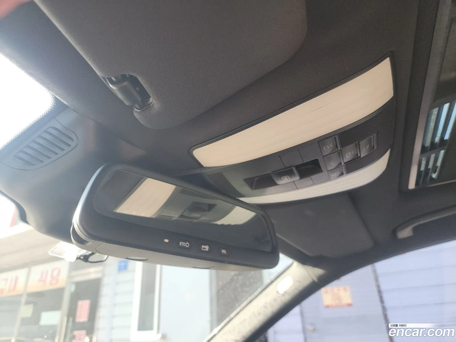 Mercedes-Benz E-Class W212 2015 — 11