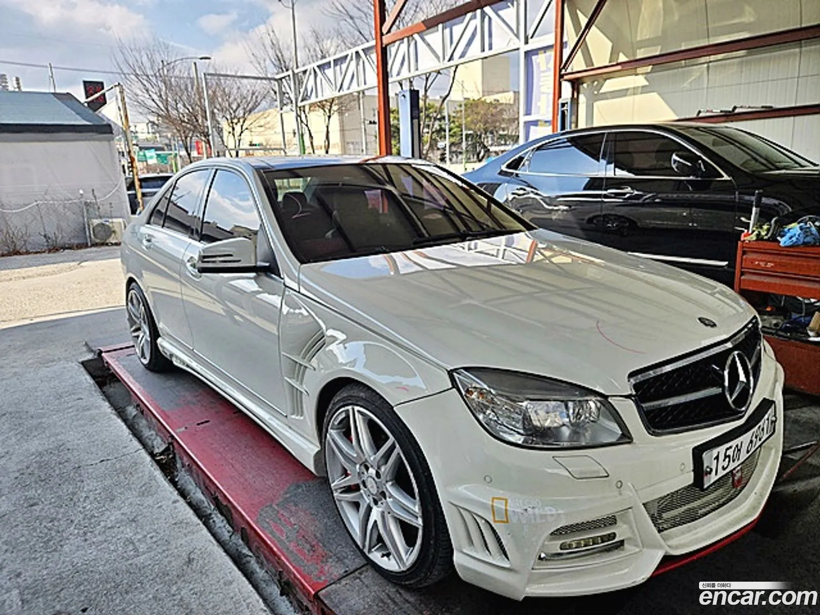 Mercedes-Benz C-Class W204 2010 — 10