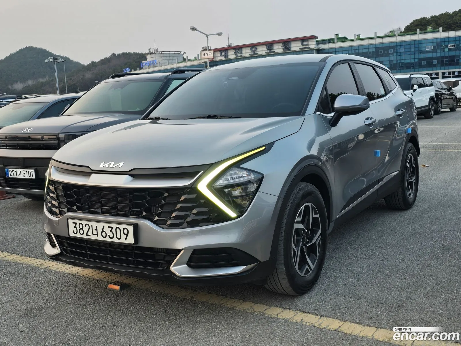 Kia Sportage 2023 — 3