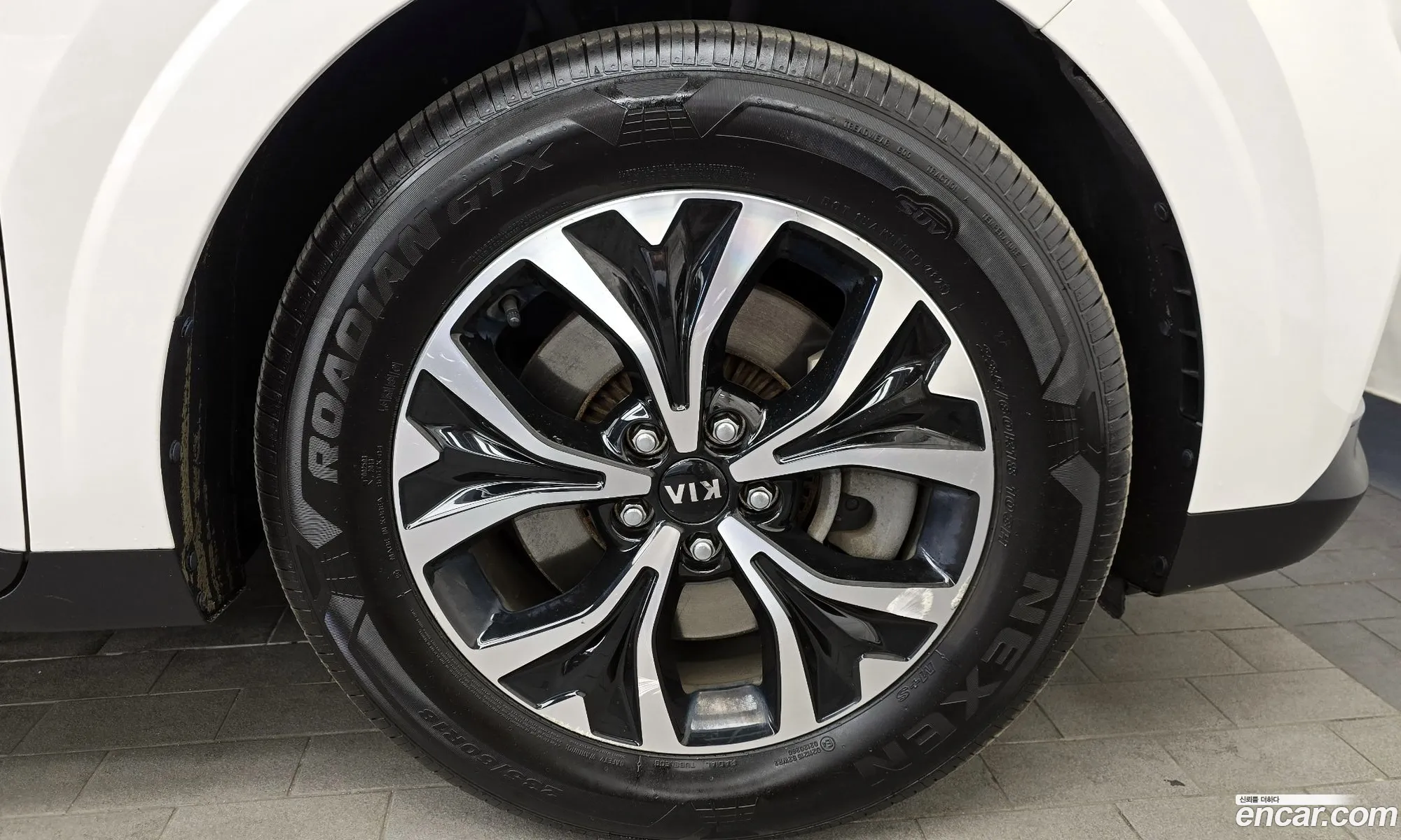 Kia Carnival 2020 KNANB81BBMS008093 — 5