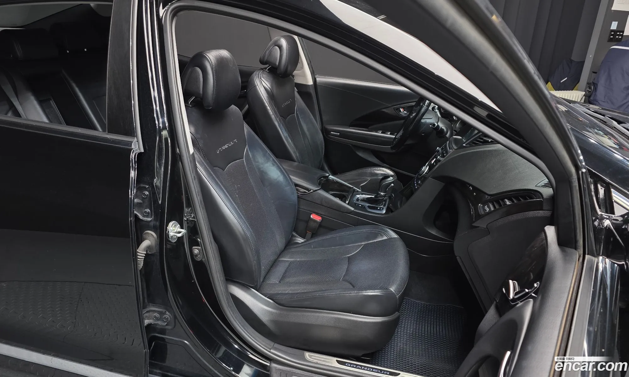 Hyundai Grandeur HG 2014 — 18