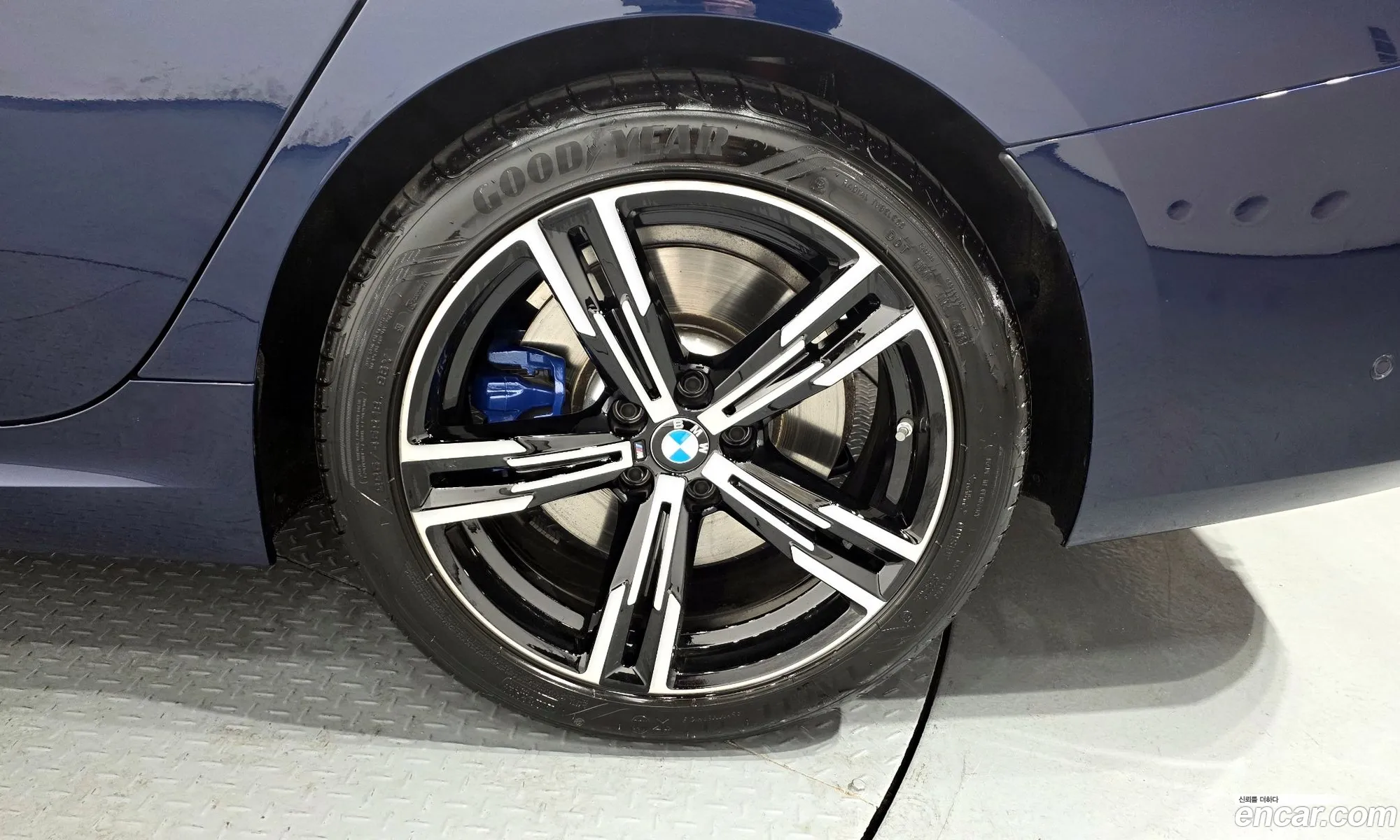 BMW 3 Series 2025 WBA11FF05SFU91769 — 10