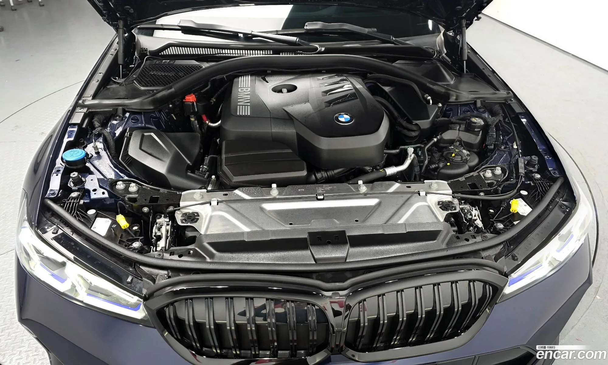 BMW 3 Series 2025 WBA11FF05SFU91769 — 2