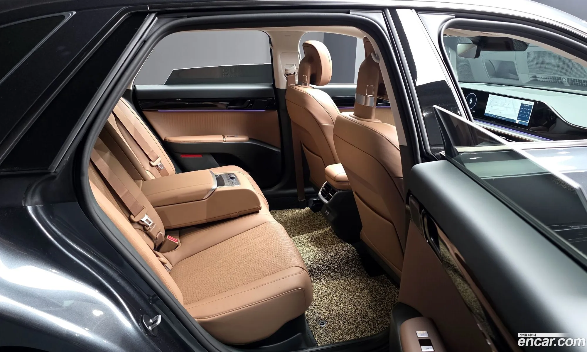 Hyundai Grandeur Hybrid 2023 — 16