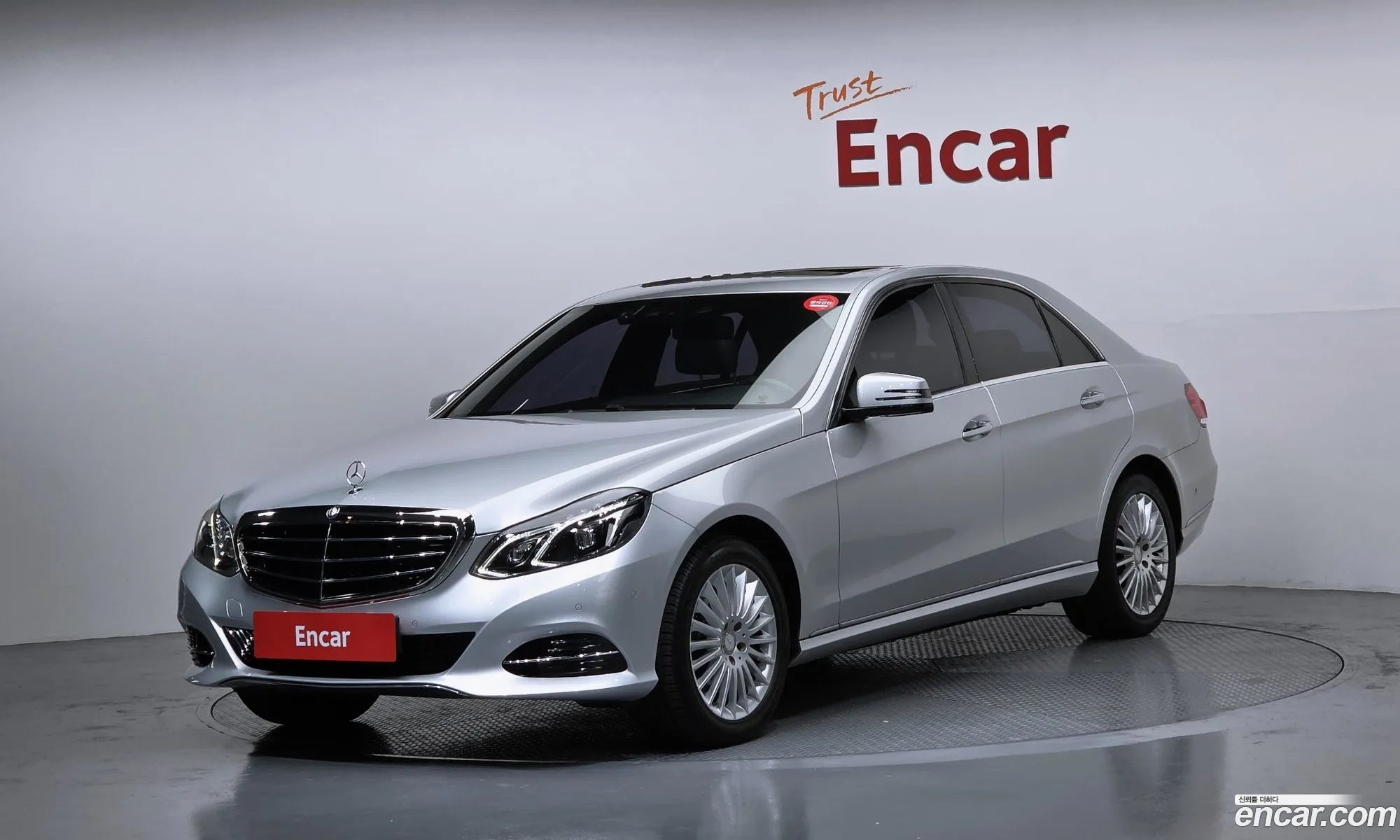 Mercedes-Benz E-Class W212 2014 WDDHF5FB7EB030248 — 19