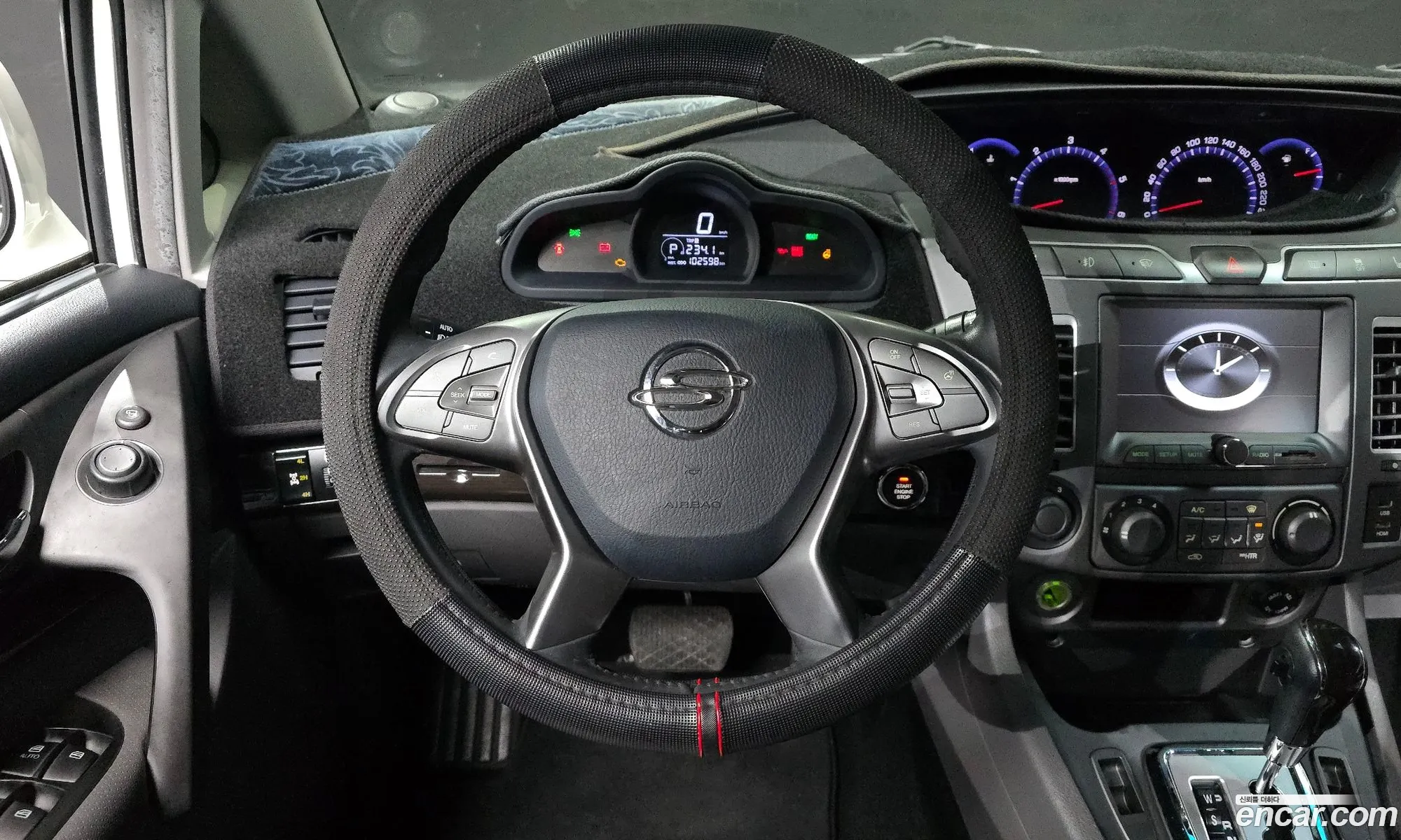 KG Mobility (SsangYong) Korando Turismo 2016 — 16