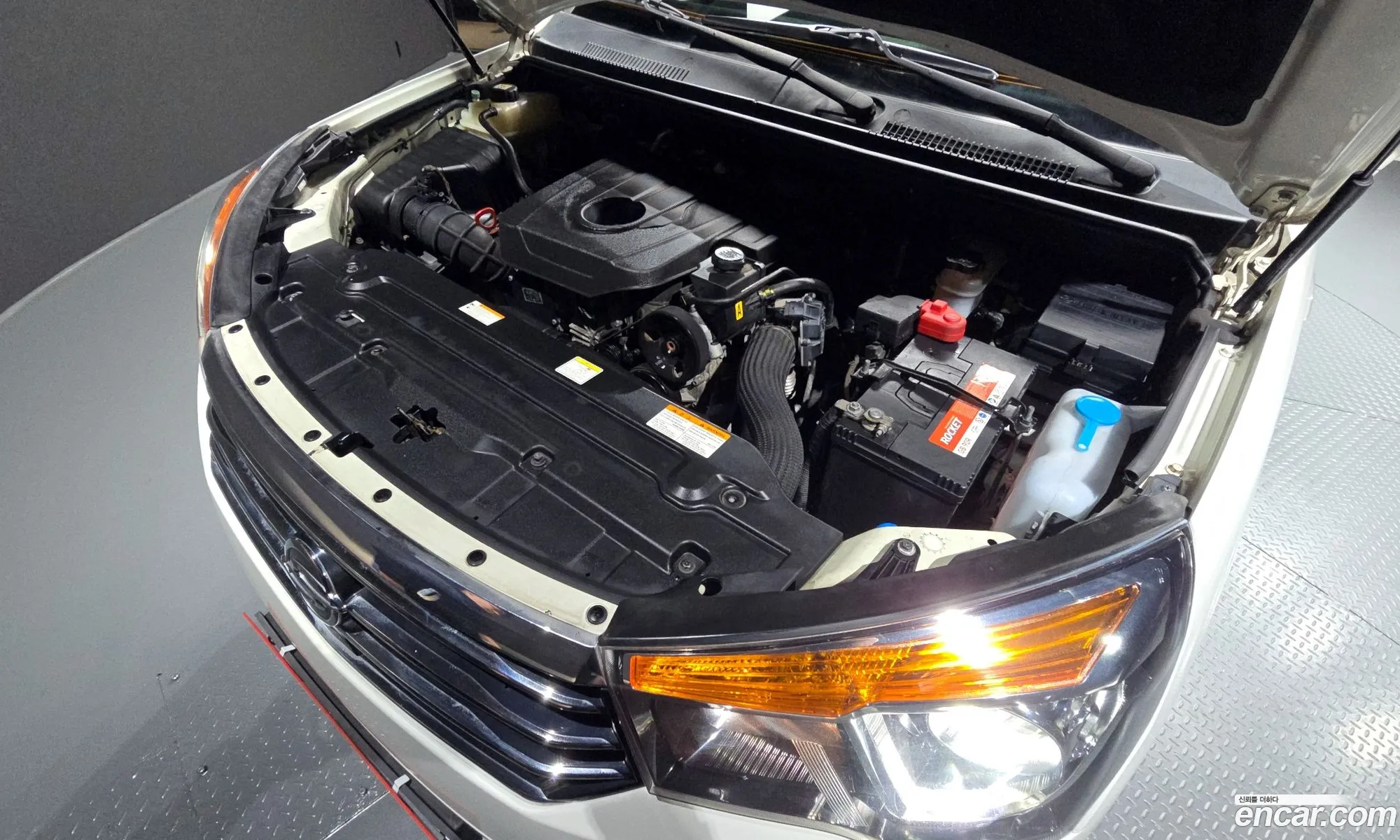 KG Mobility (SsangYong) Korando Turismo 2016 — 12