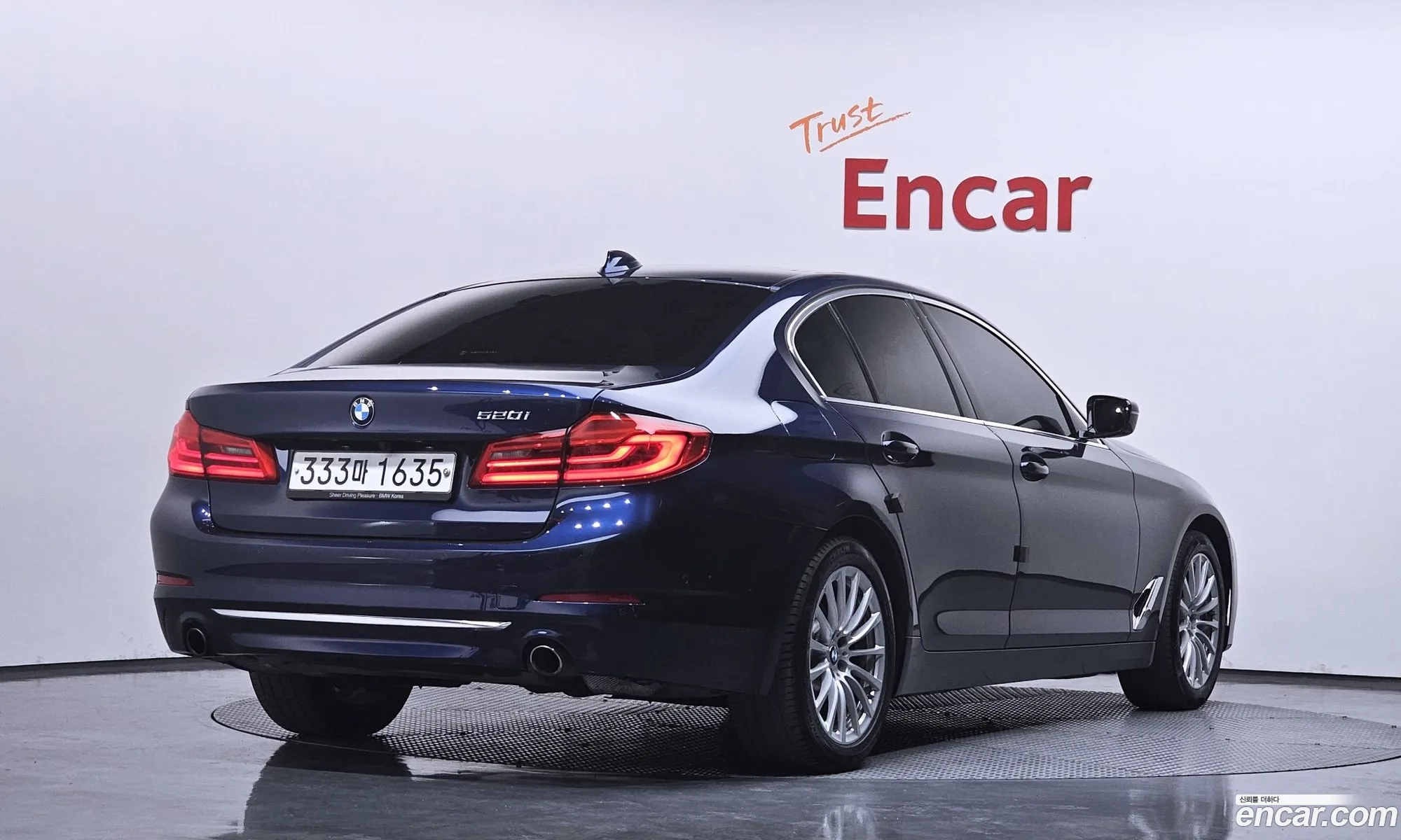BMW 5 Series 2019 WBAJK9108LCD09381 — 2