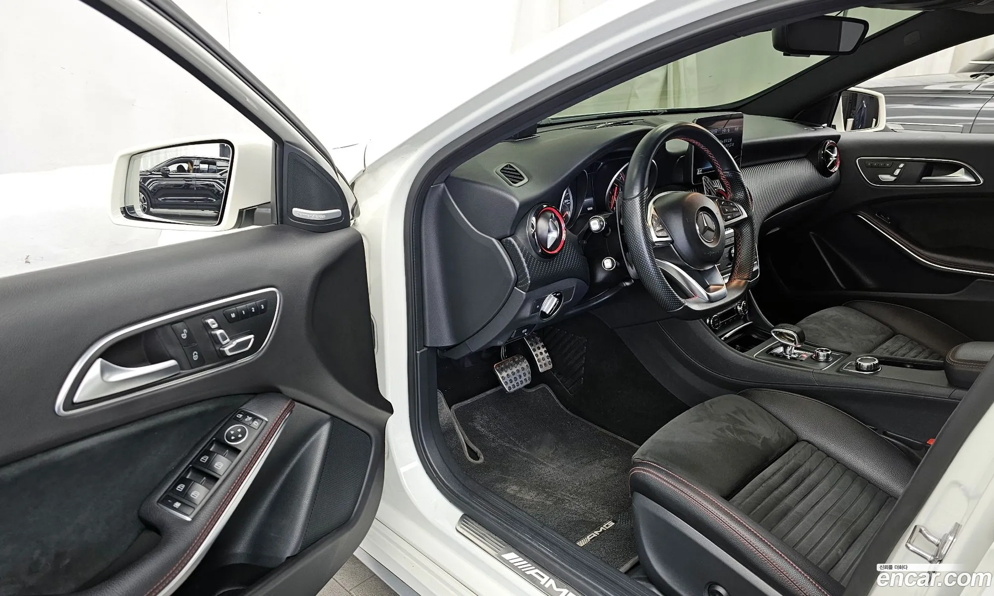 Mercedes-Benz A-Class W176 2018 — 19