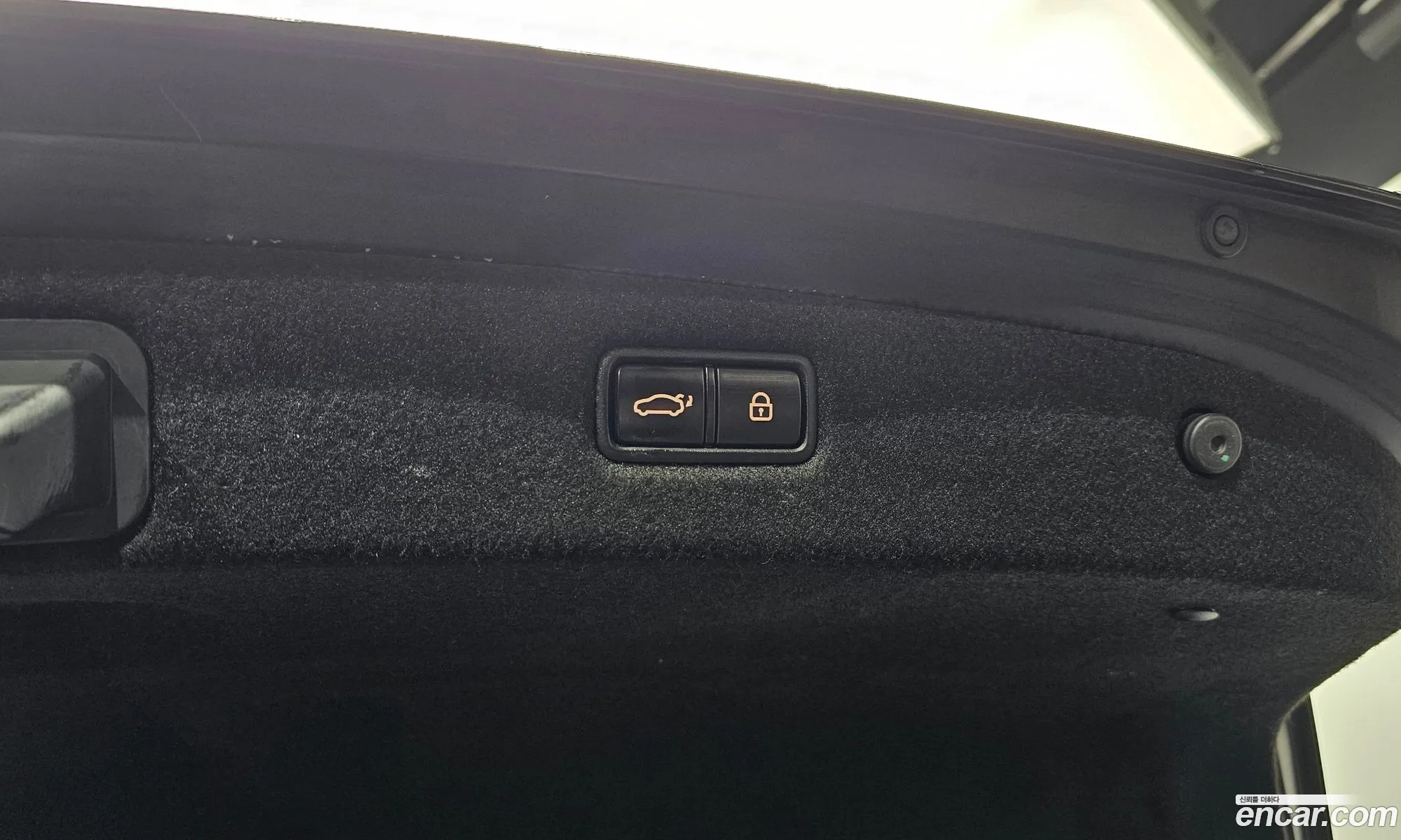 Genesis G90 2019 — 19