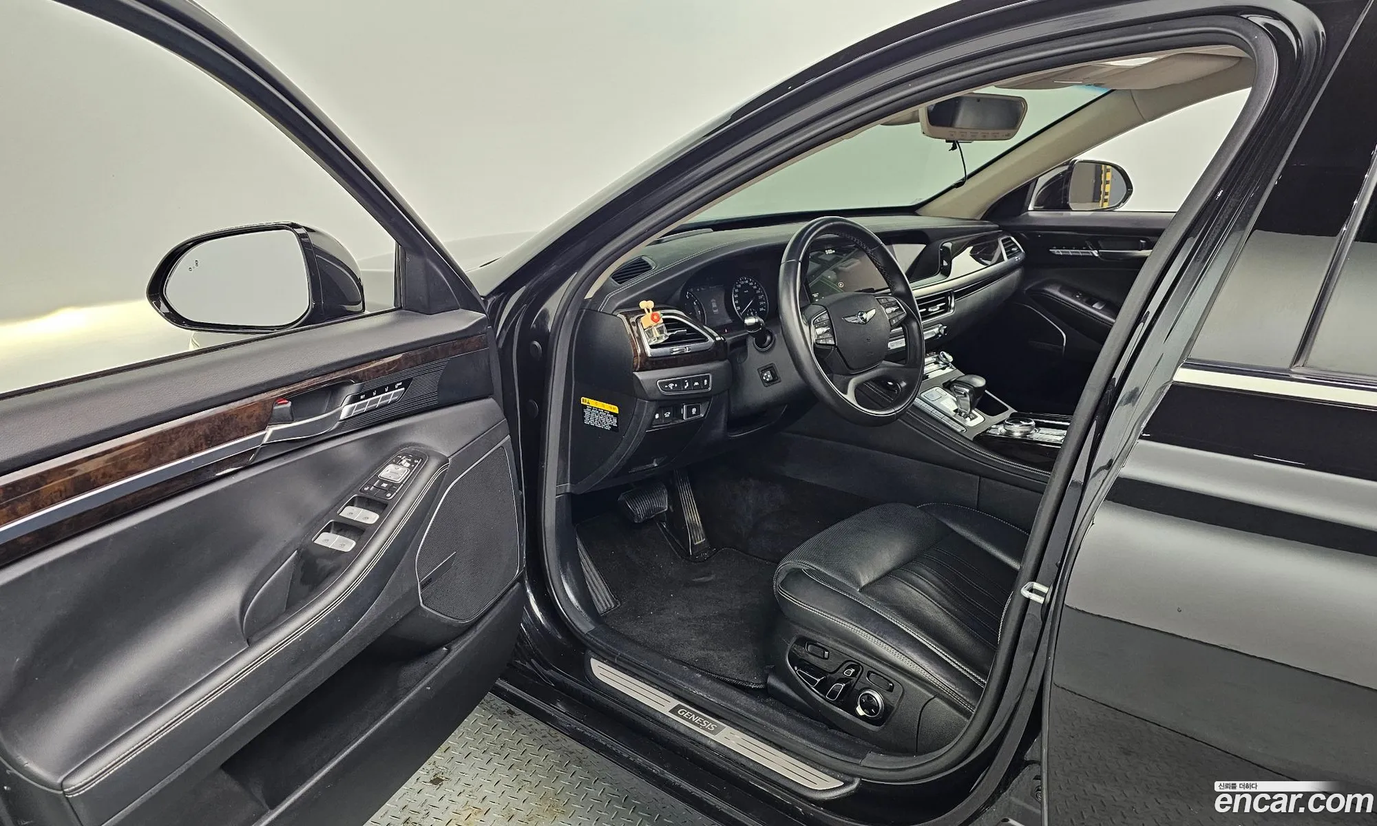 Genesis G90 2019 — 6