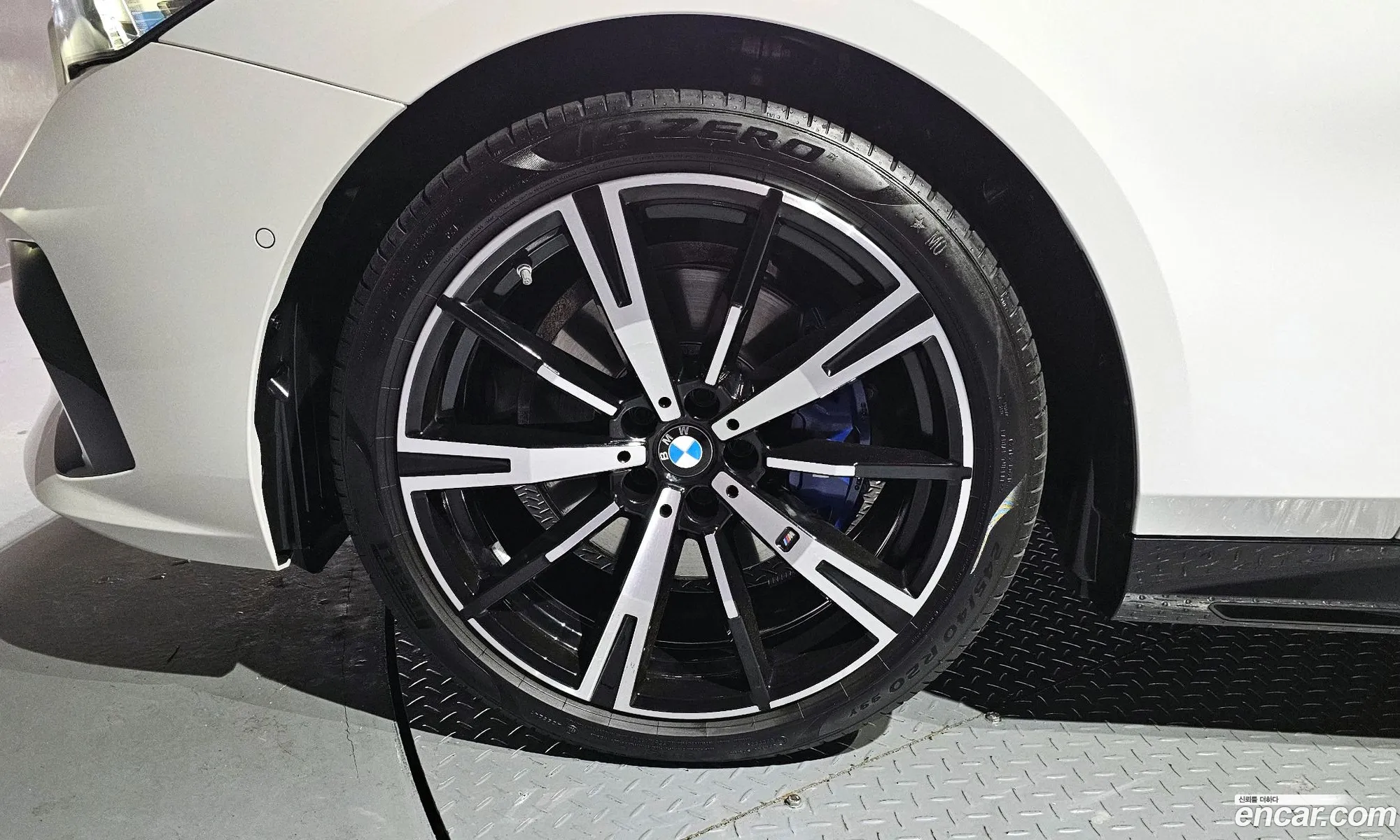 BMW 5 Series 2025 WBA51FJ04SCT67180 — 15