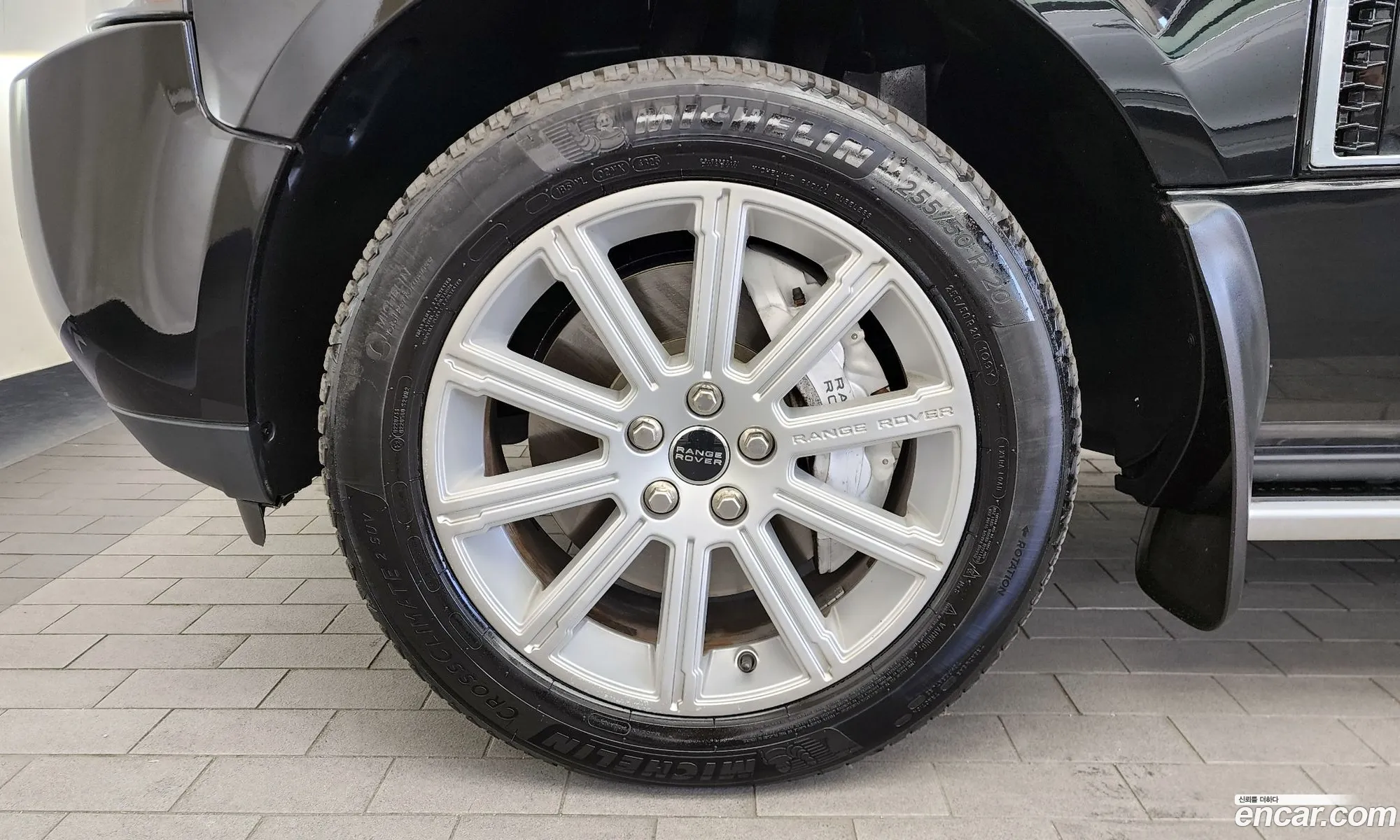 Land Rover Range Rover 2012 SALMF1E40CA385472 — 13