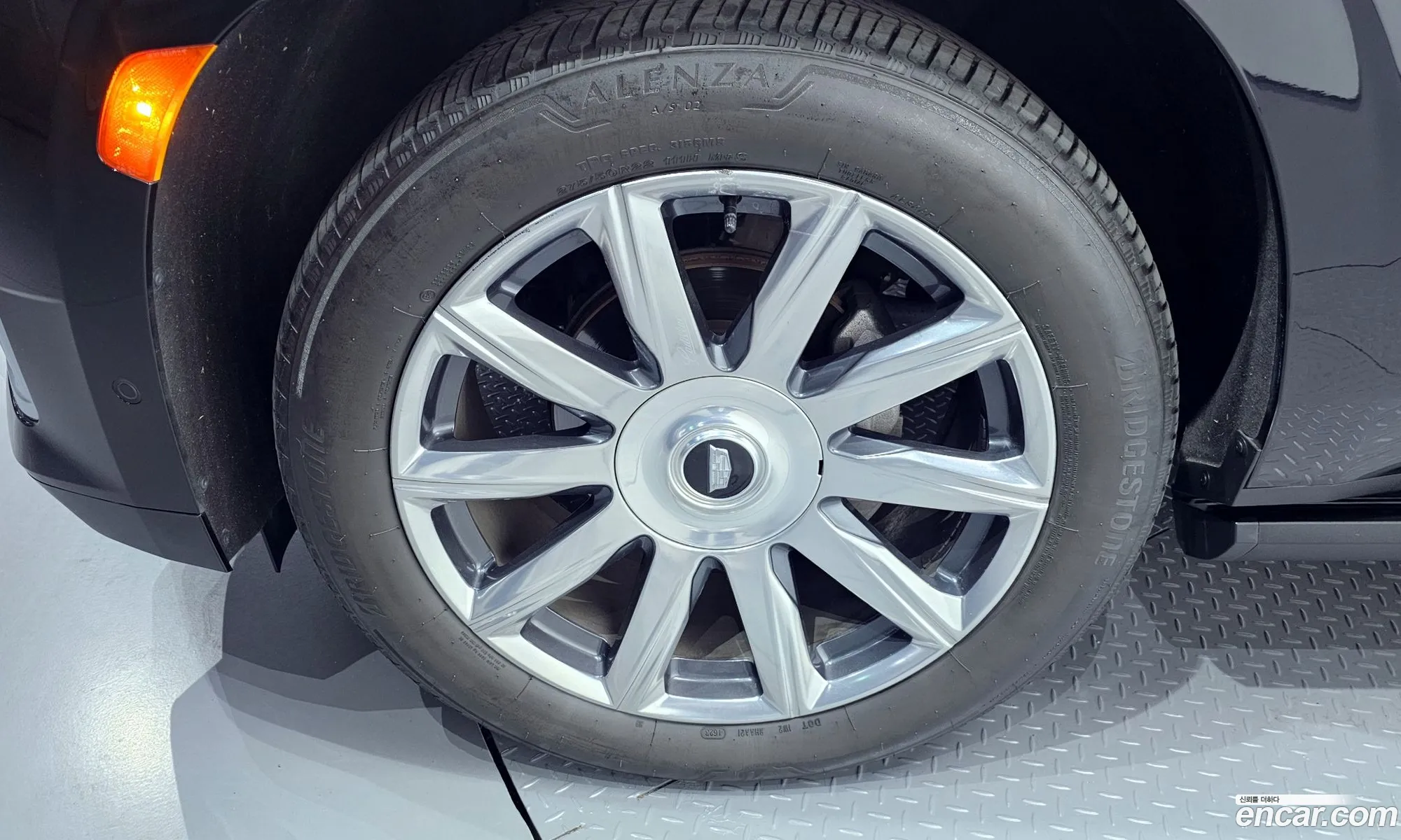 Cadillac Escalade 2022 — 12