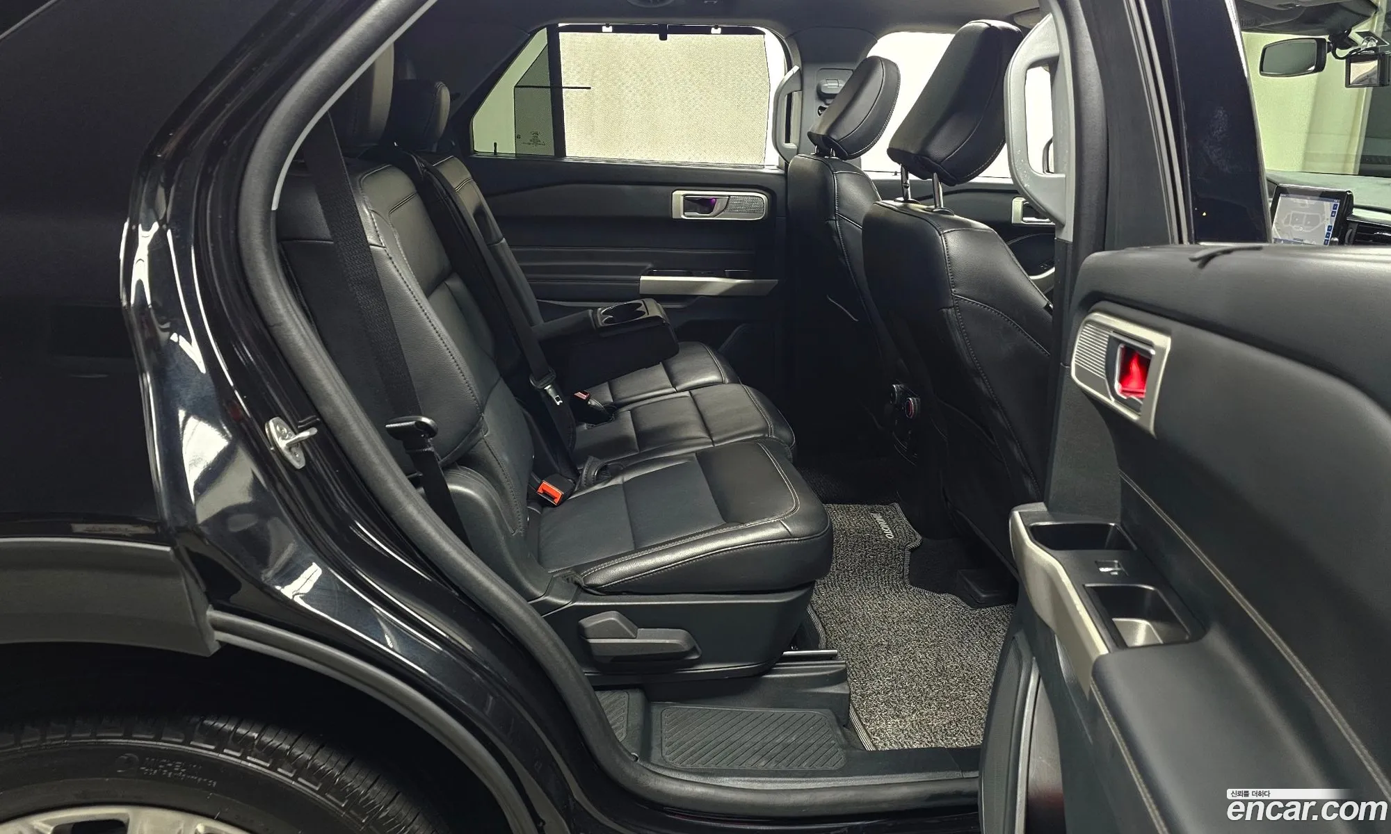 Ford Explorer 6th Gen 2023 1FMSK8FH1PGB35645 — 18