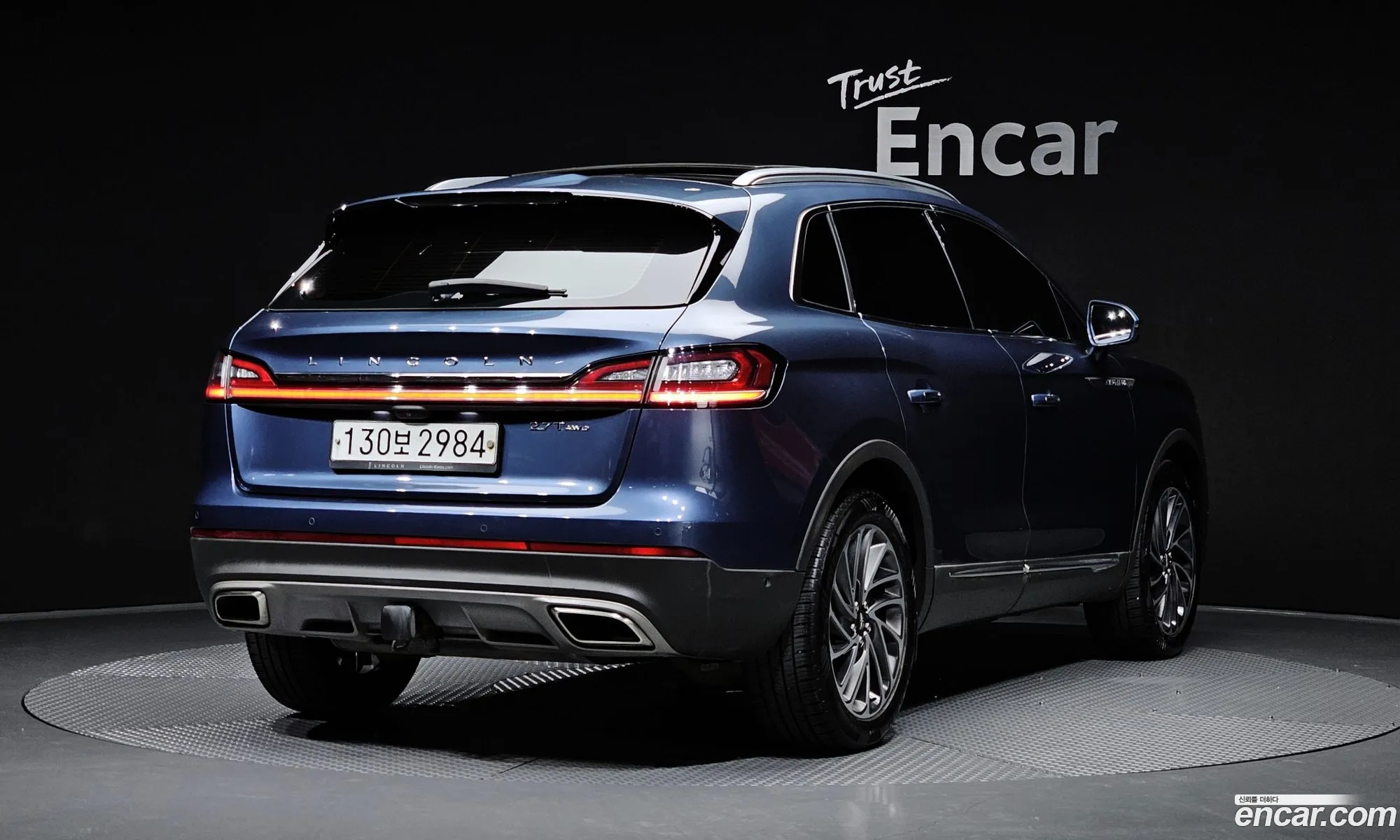 Lincoln Nautilus 2019 2LMPJ8LP2KBL60651 — 17