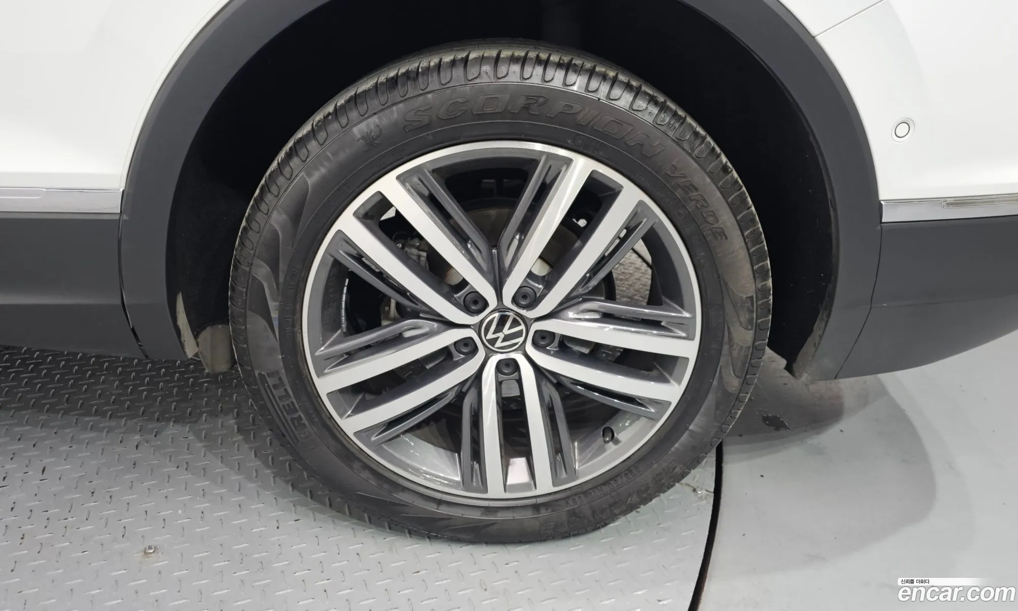 Volkswagen Tiguan Allspace 2023 — 8