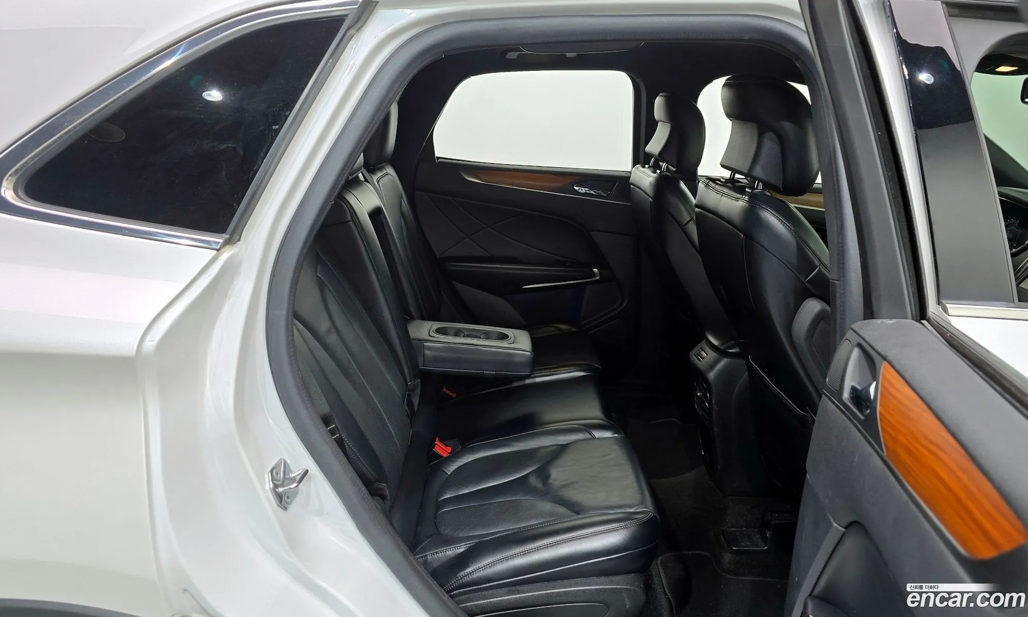Lincoln MKC 2014 5LMCJ2A95FUJ04934 — 3