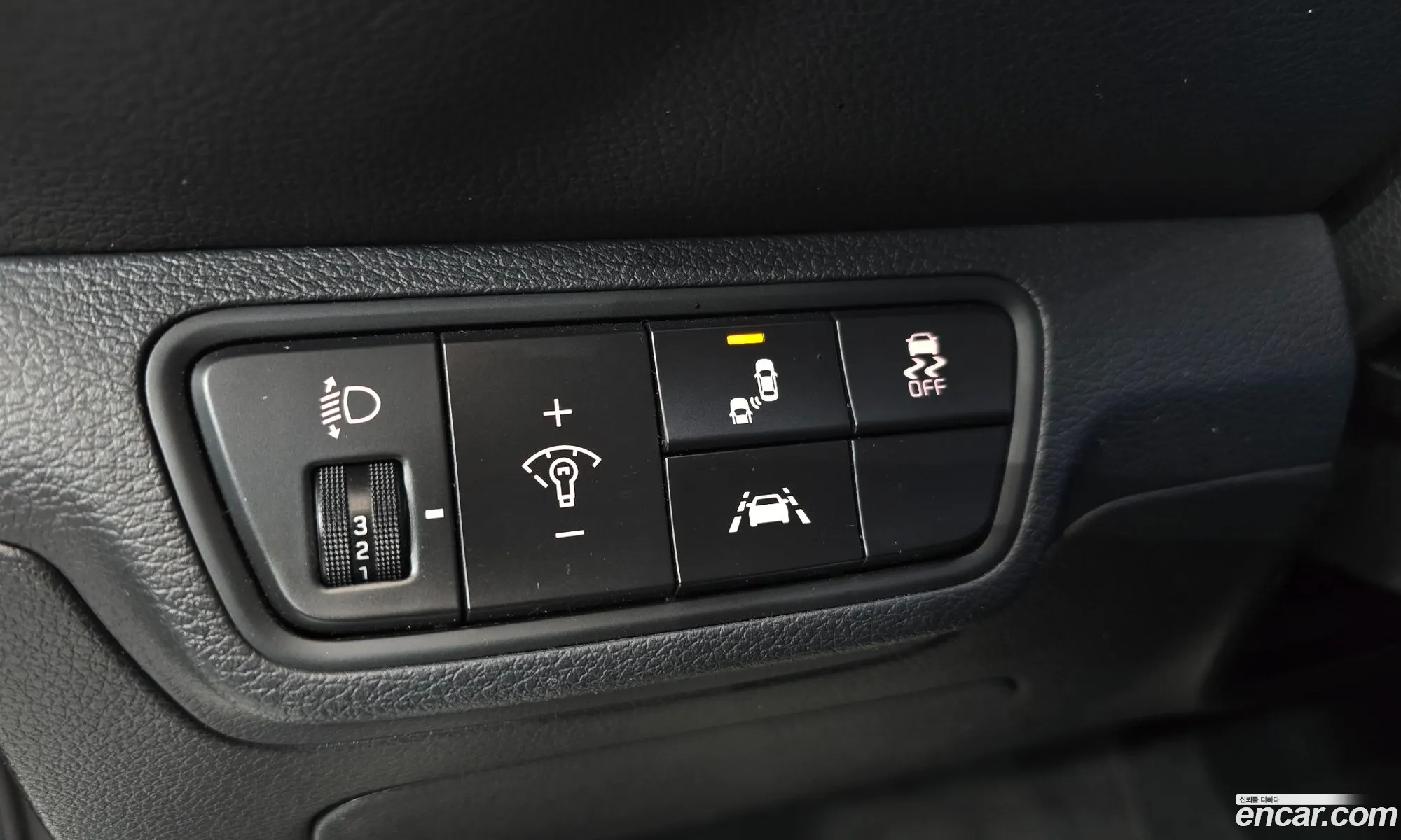 Kia K3 2019 — 4