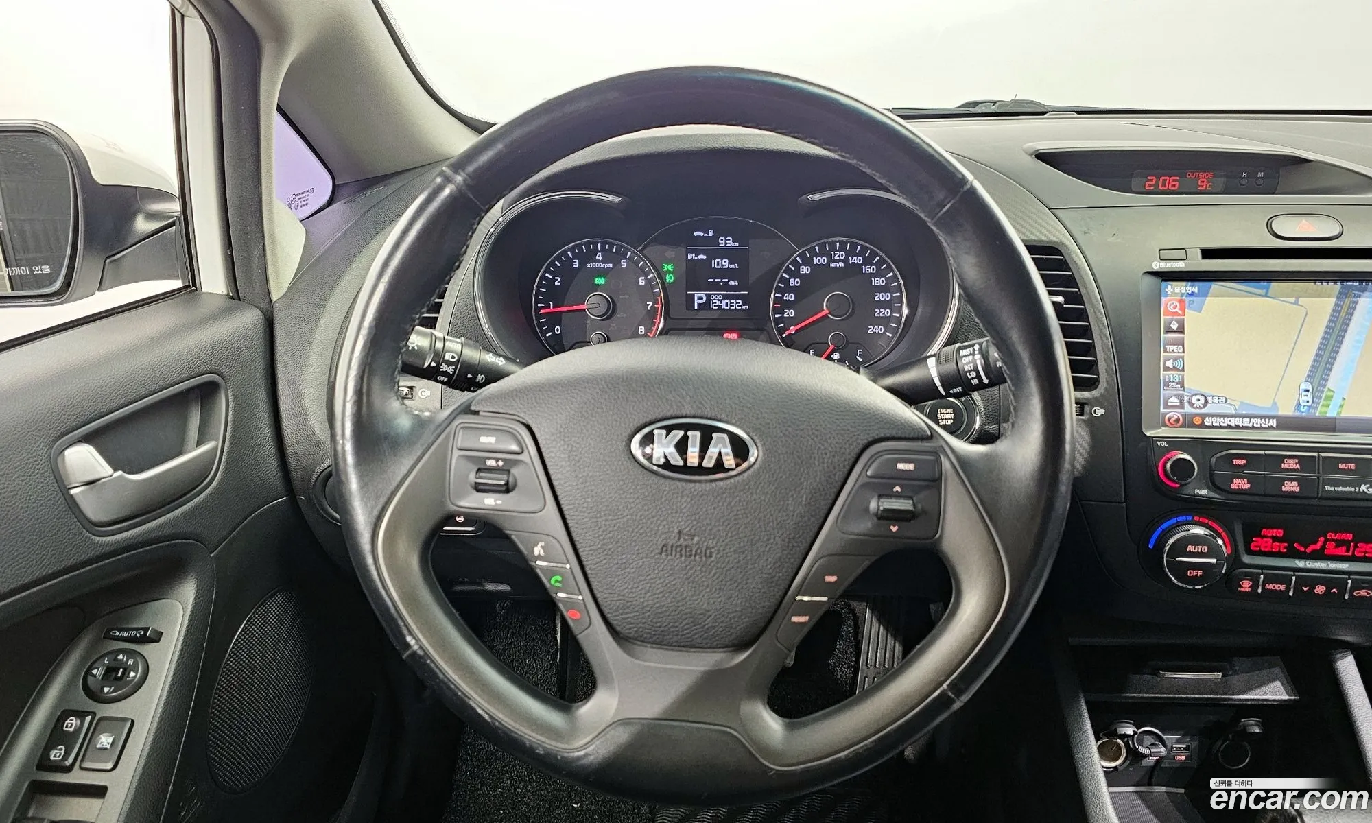 Kia K3 2015 — 19