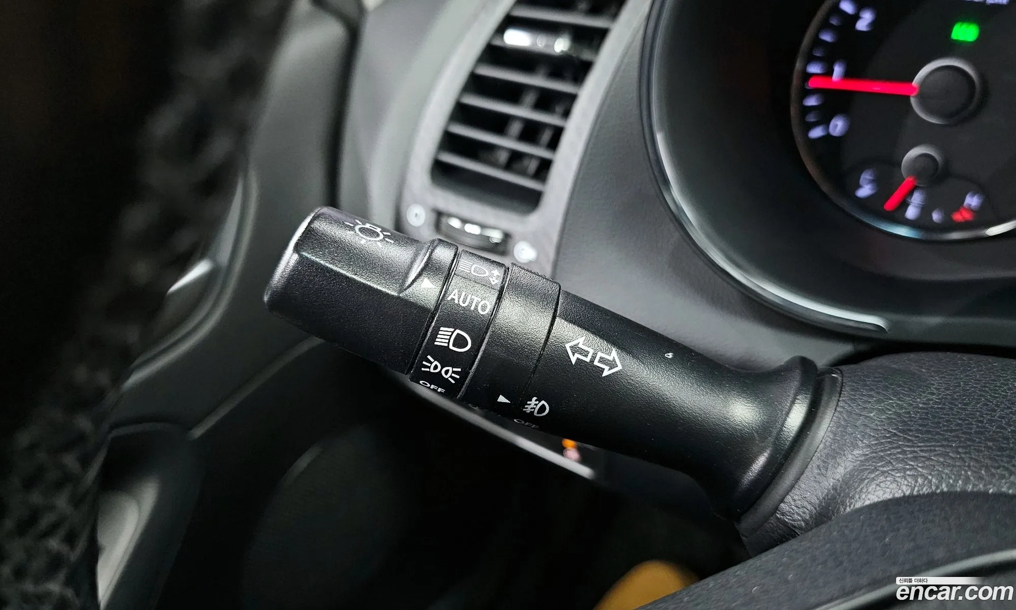 Kia K3 2015 — 10
