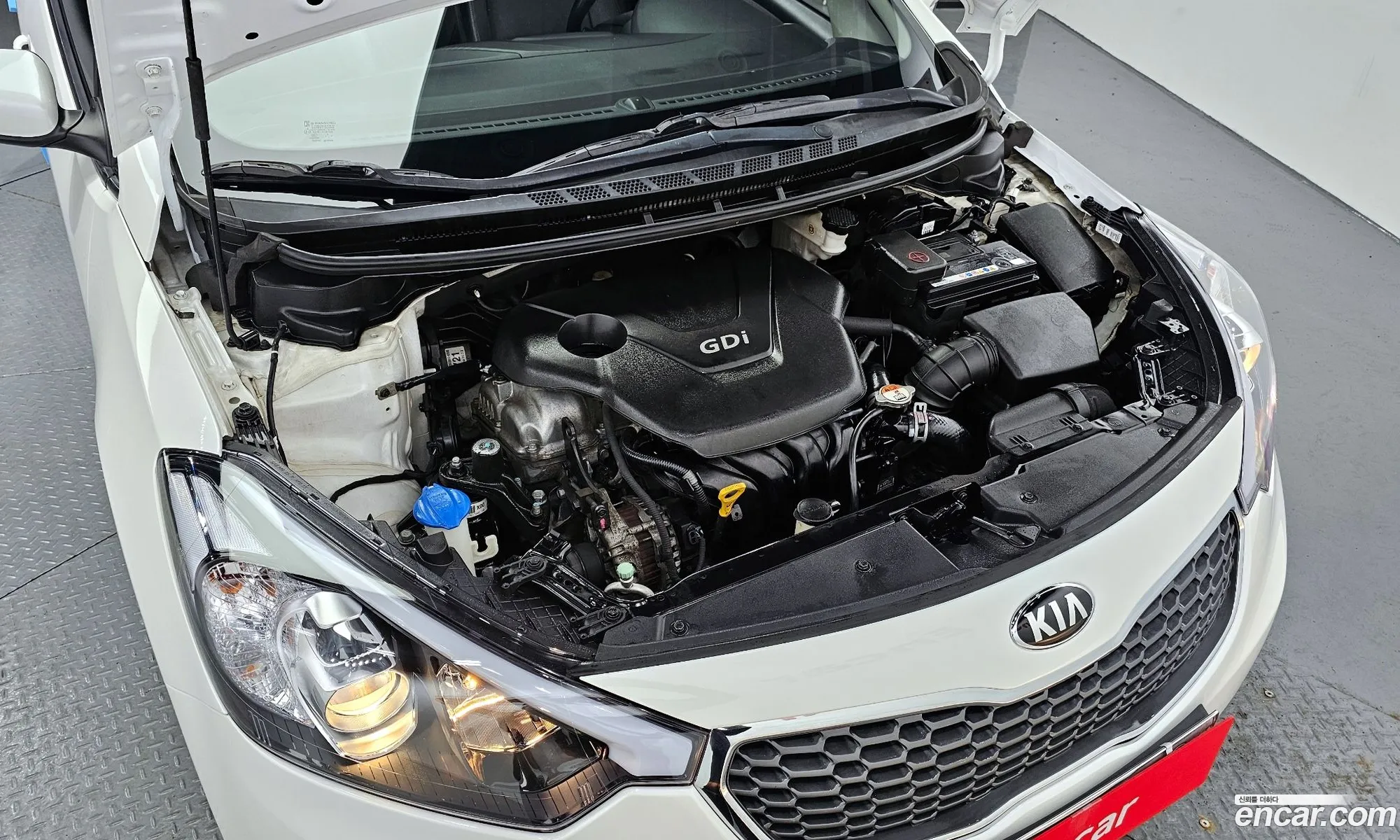 Kia K3 2015 — 8