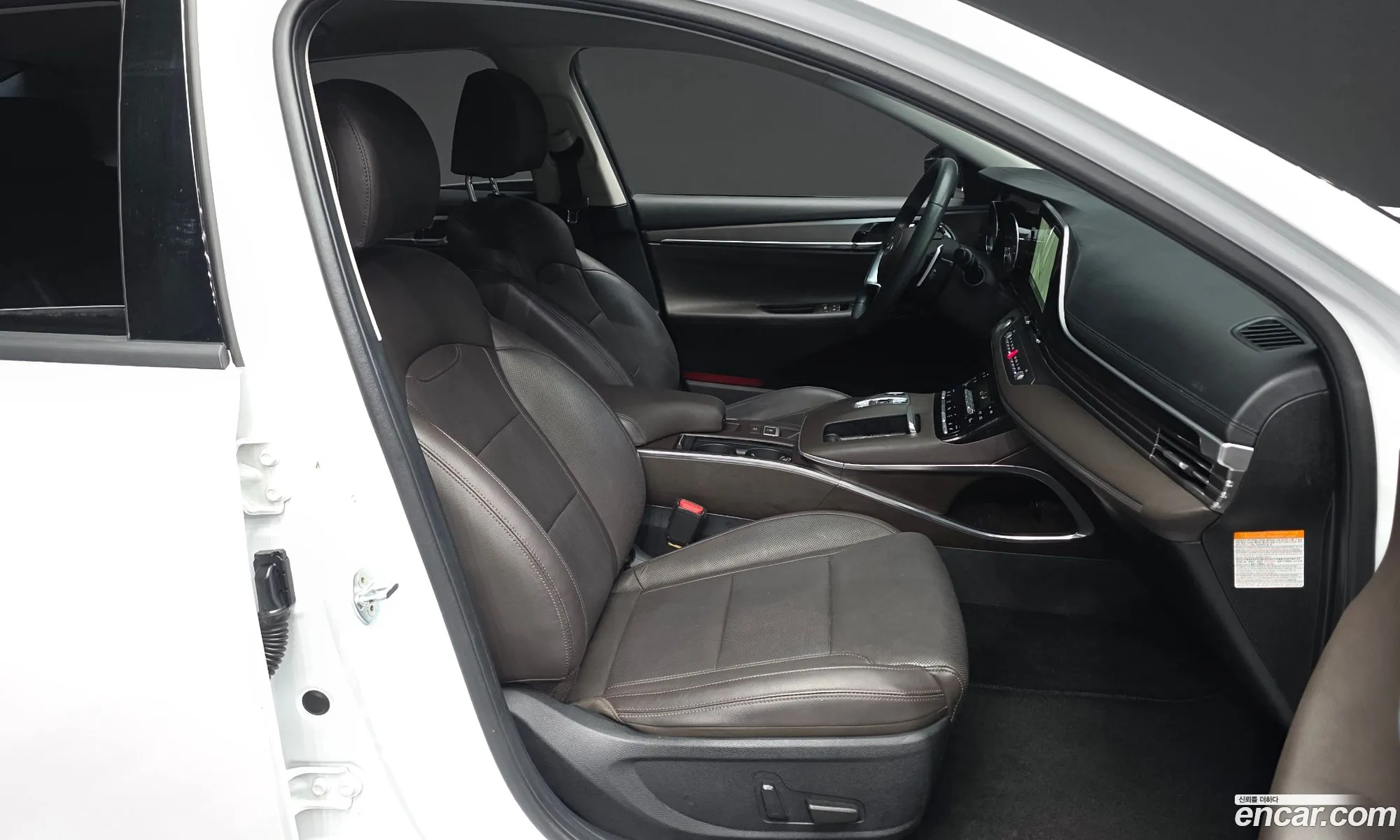 Hyundai Grandeur IG Hybrid 2020 — 9
