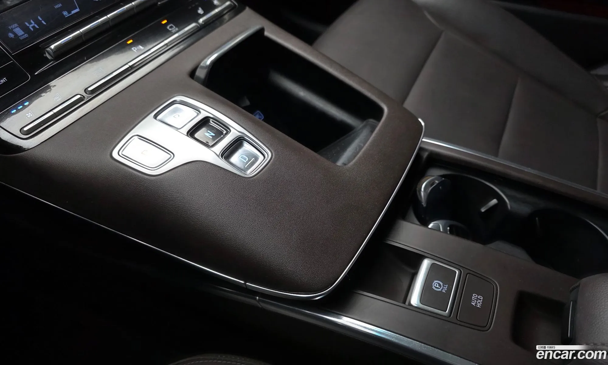 Hyundai Grandeur IG Hybrid 2020 — 6
