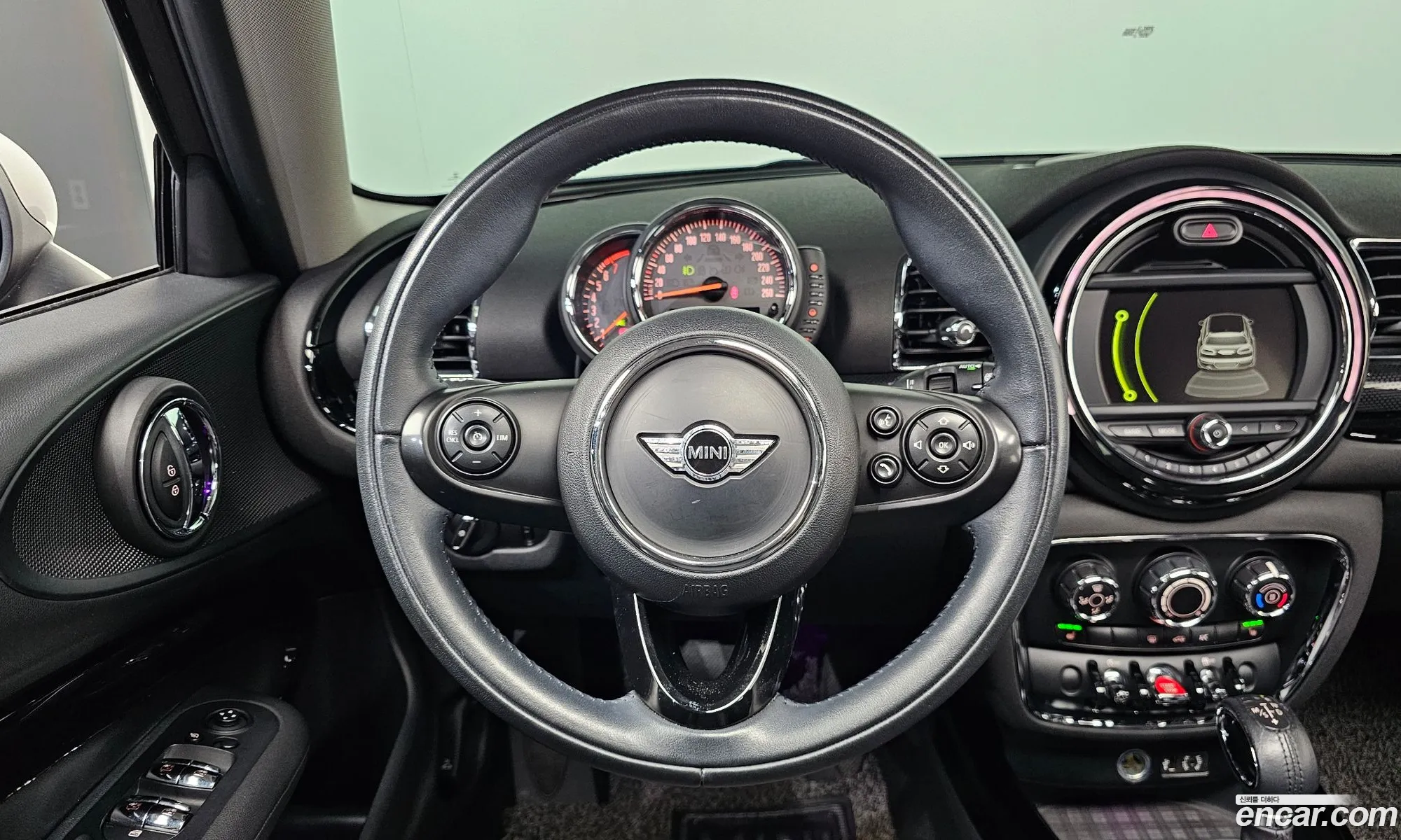 Mini Cooper Clubman 2017 WMWLN5100H2B27678 — 3