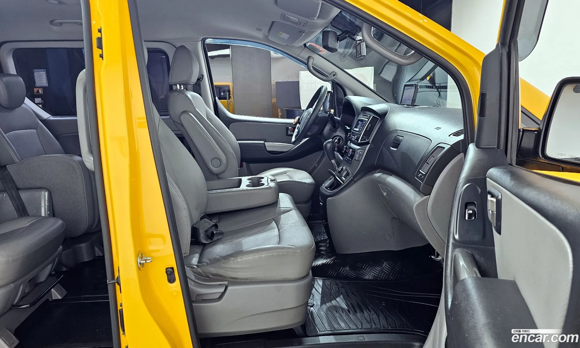 Hyundai Grand Starex 2015 — 9