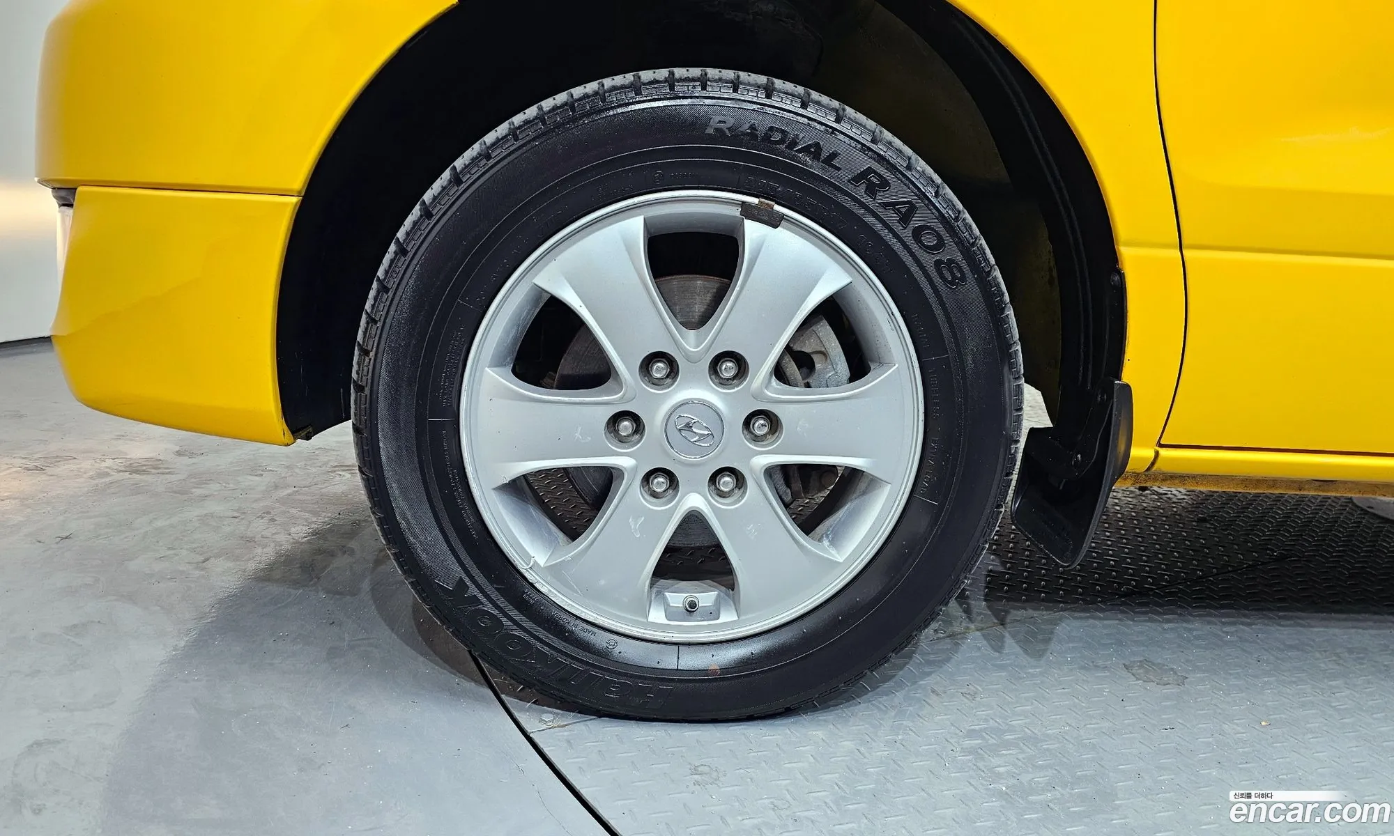 Hyundai Grand Starex 2015 — 19