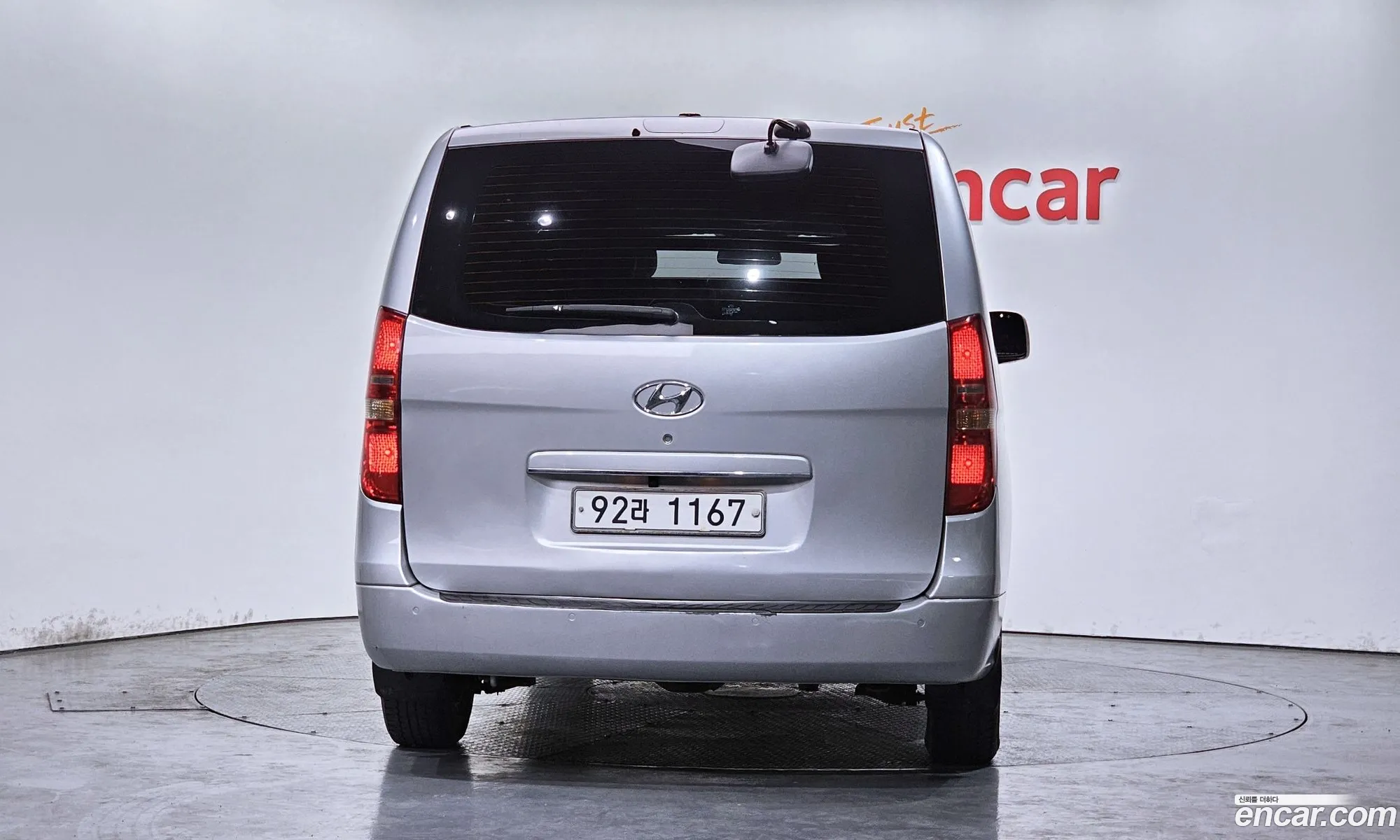 Hyundai Grand Starex 2010 — 13