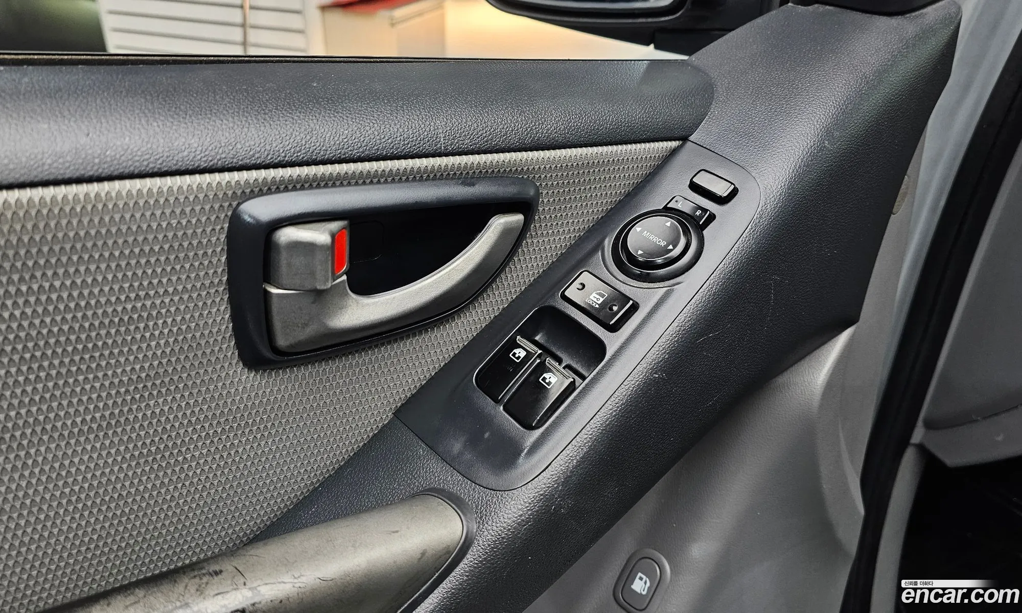 Hyundai Grand Starex 2010 — 14