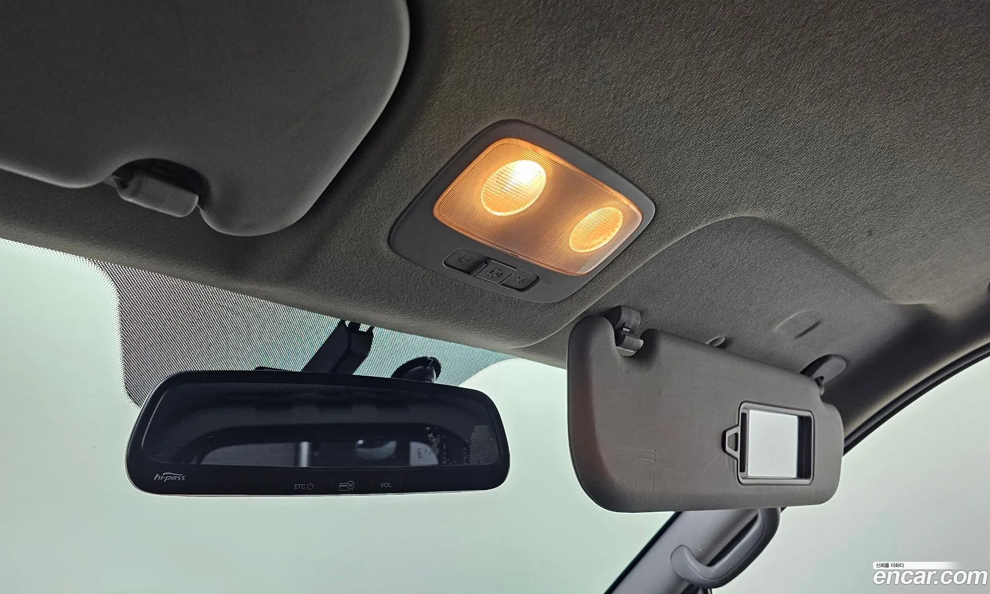 Hyundai Grand Starex 2010 — 19