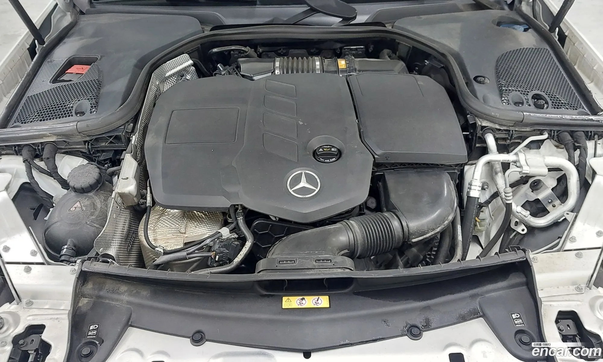 Mercedes-Benz E-Class W213 2022 — 11