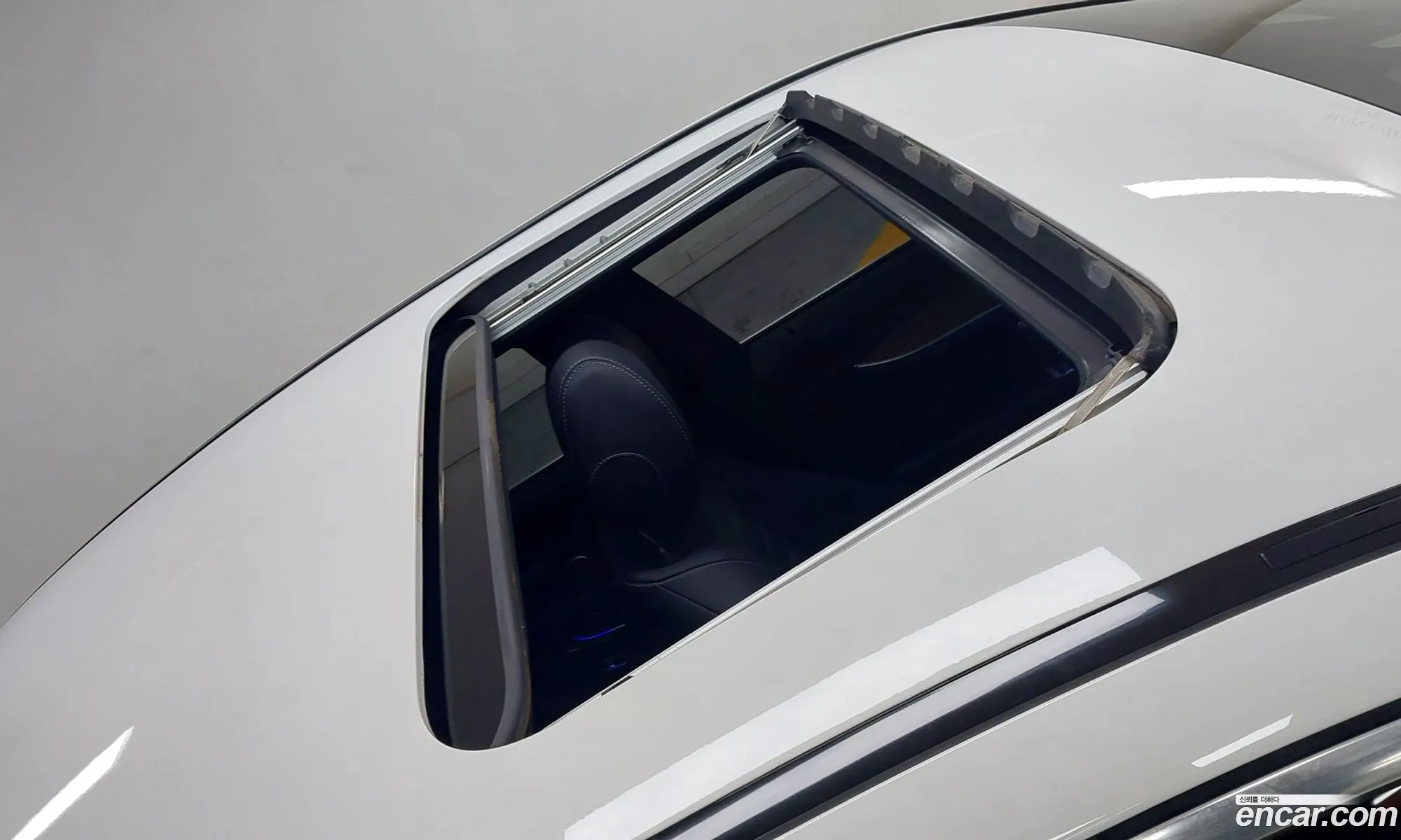 Mercedes-Benz E-Class W213 2022 — 15