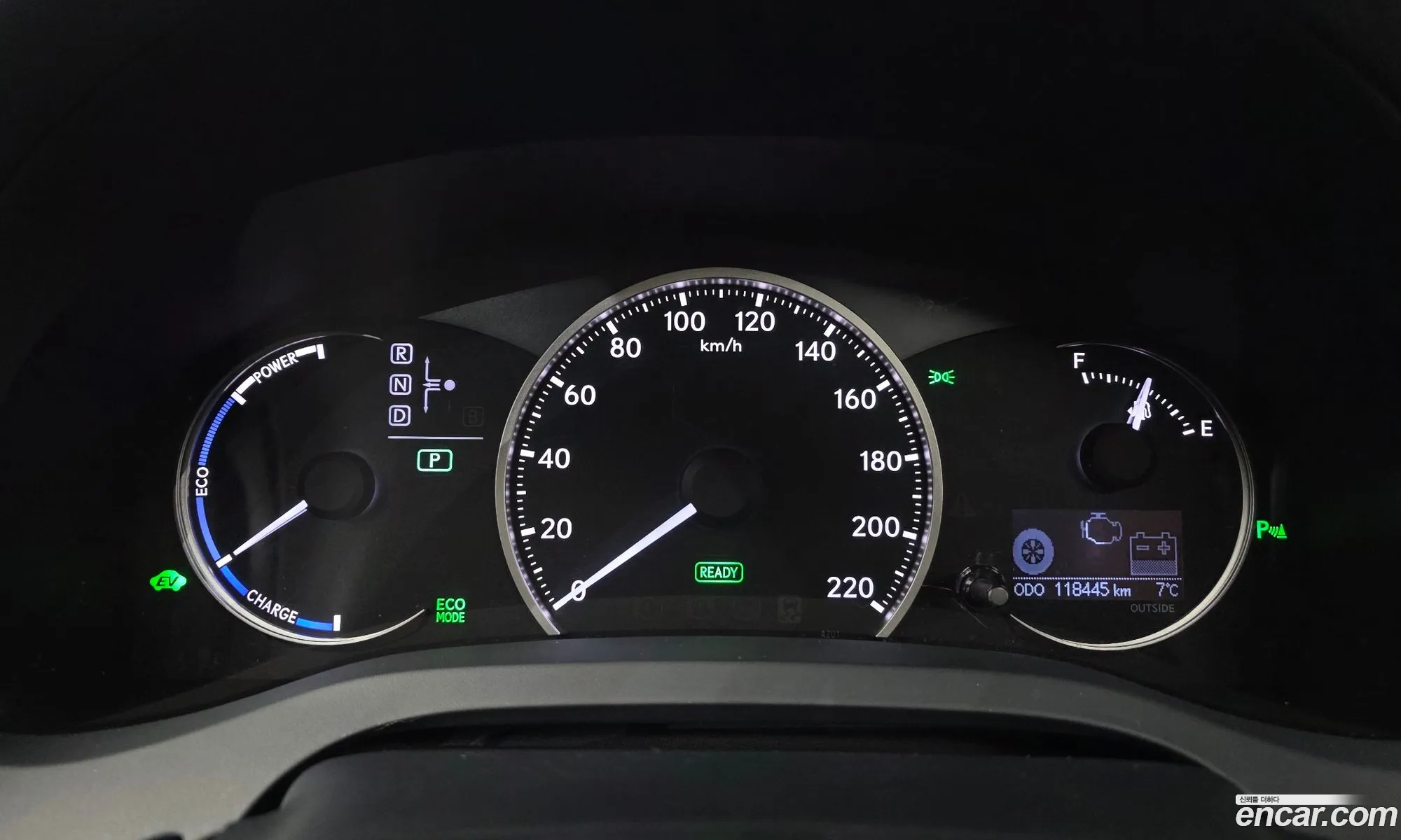 Lexus CT200h 2015 JTHKD5BH2G2264122 — 2