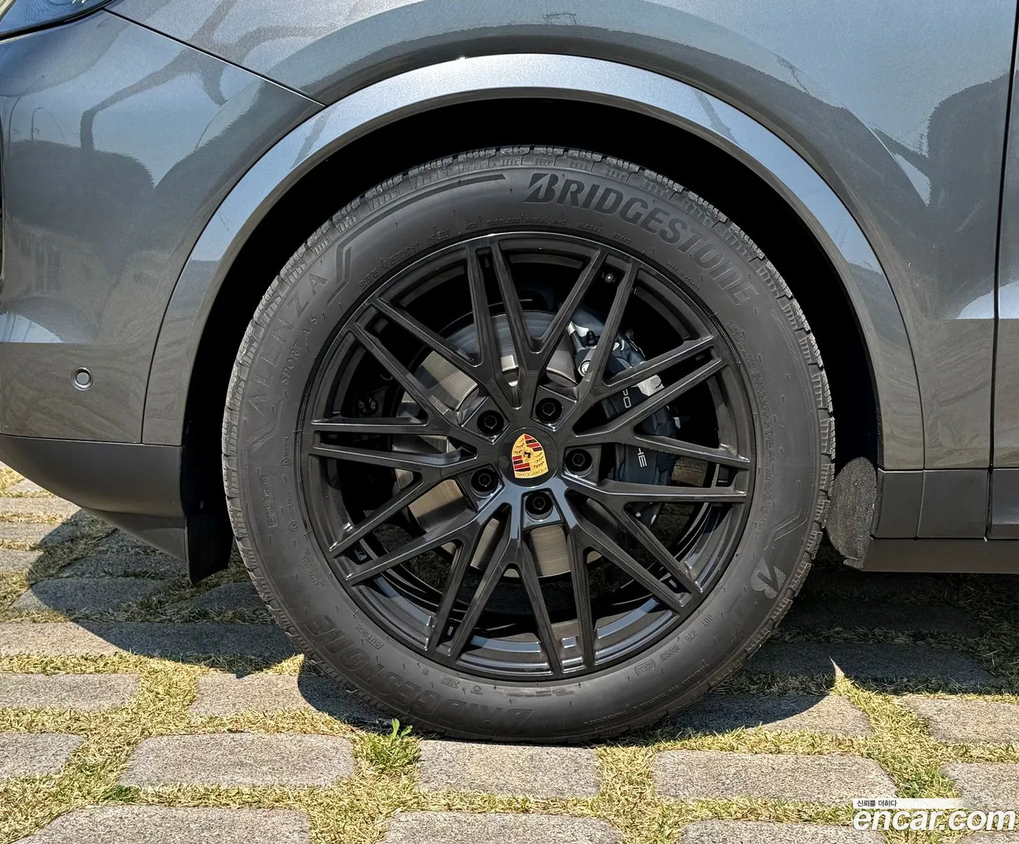 Porsche Cayenne 2024 — 2