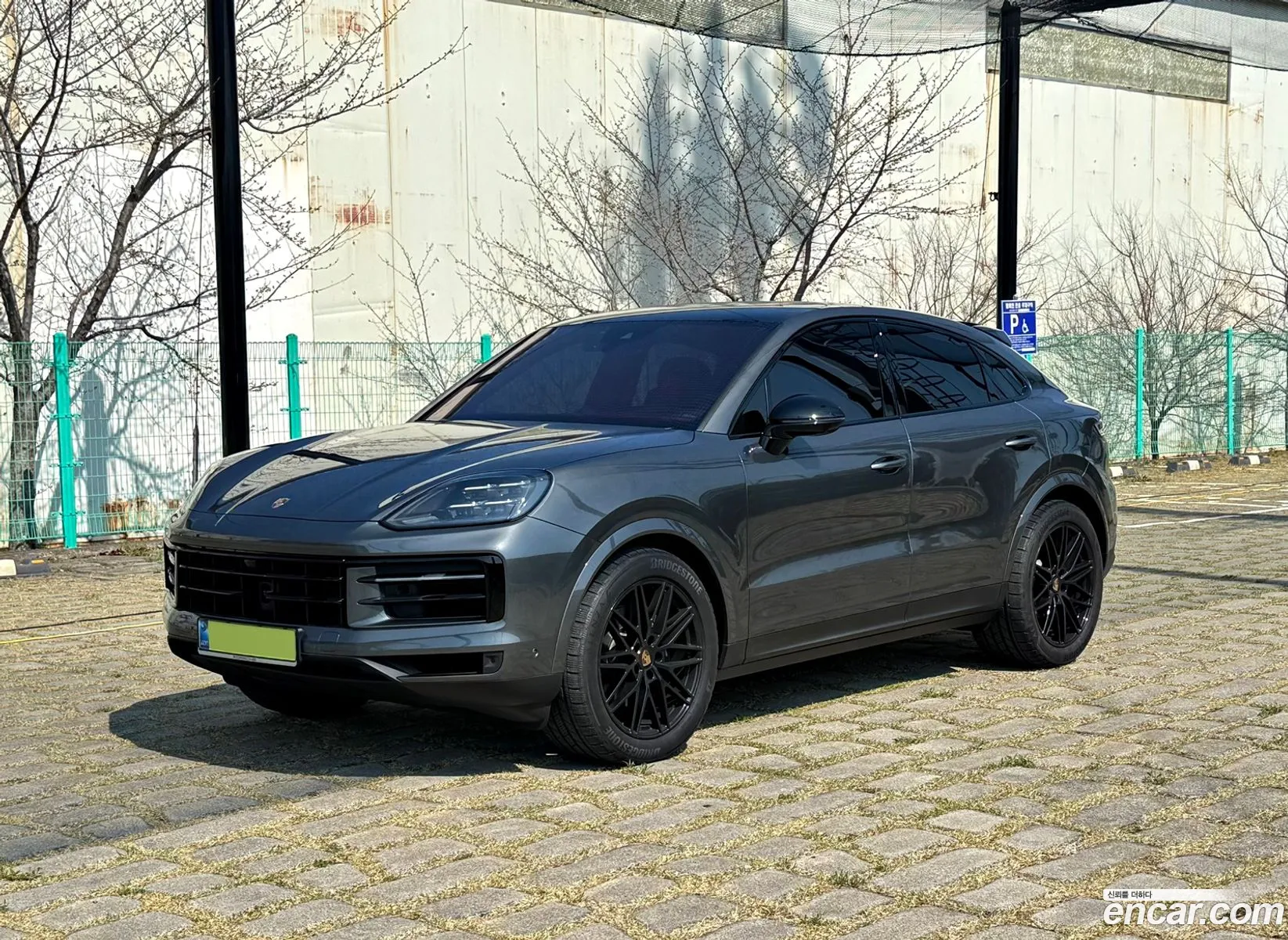 Porsche Cayenne 2024 — 12