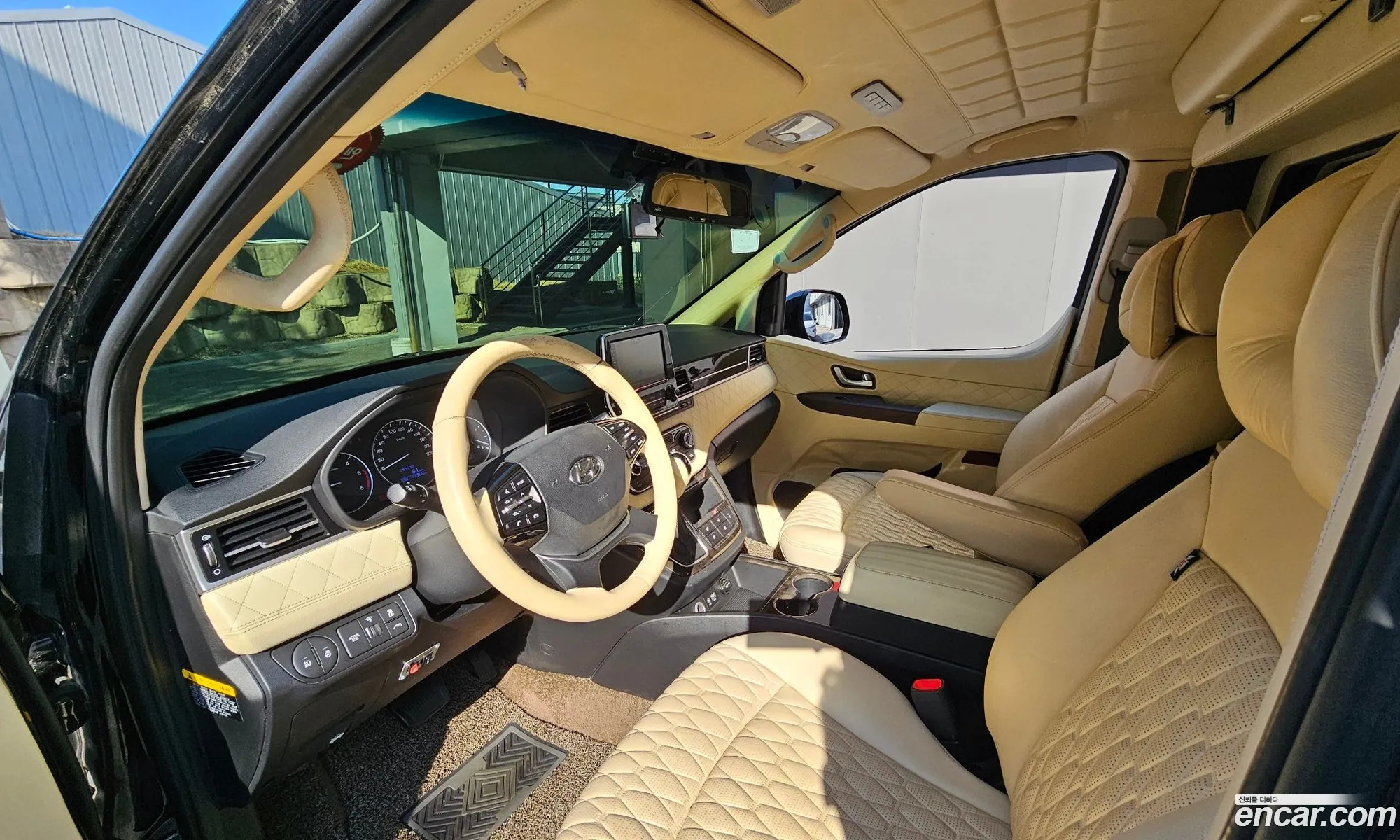 Hyundai Grand Starex 2019 — 3