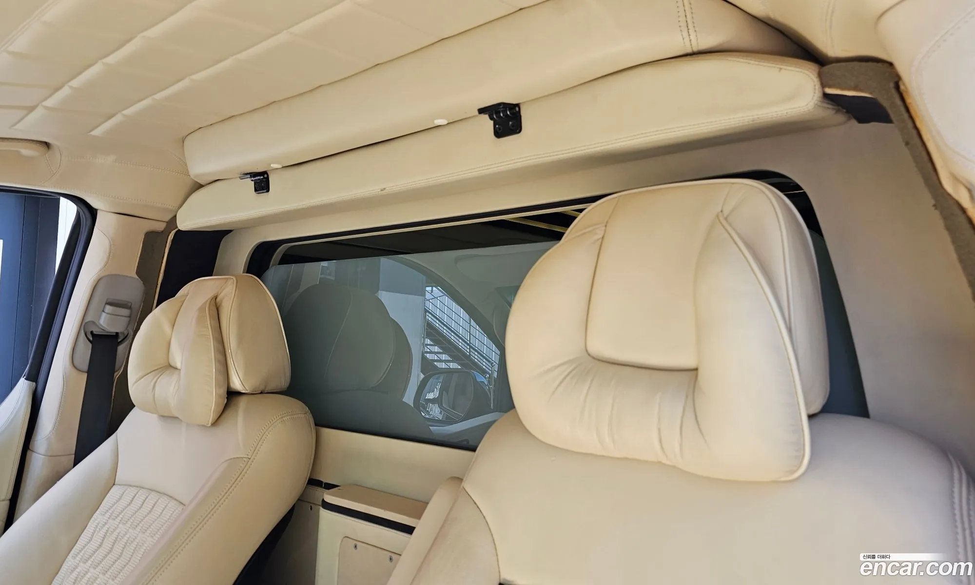 Hyundai Grand Starex 2019 — 19