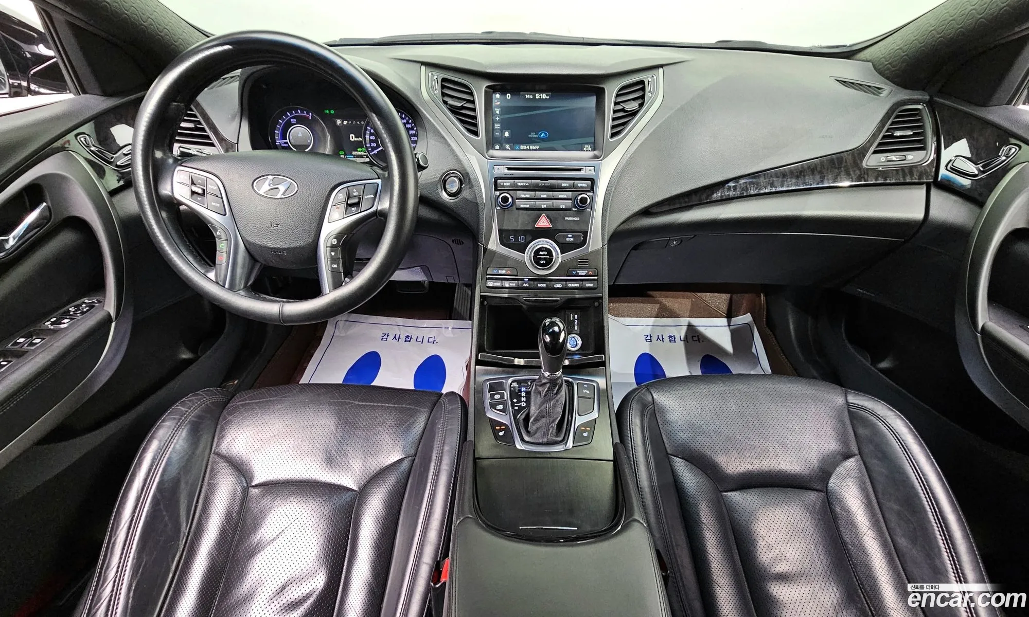 Hyundai Grandeur HG Hybrid 2015 — 8