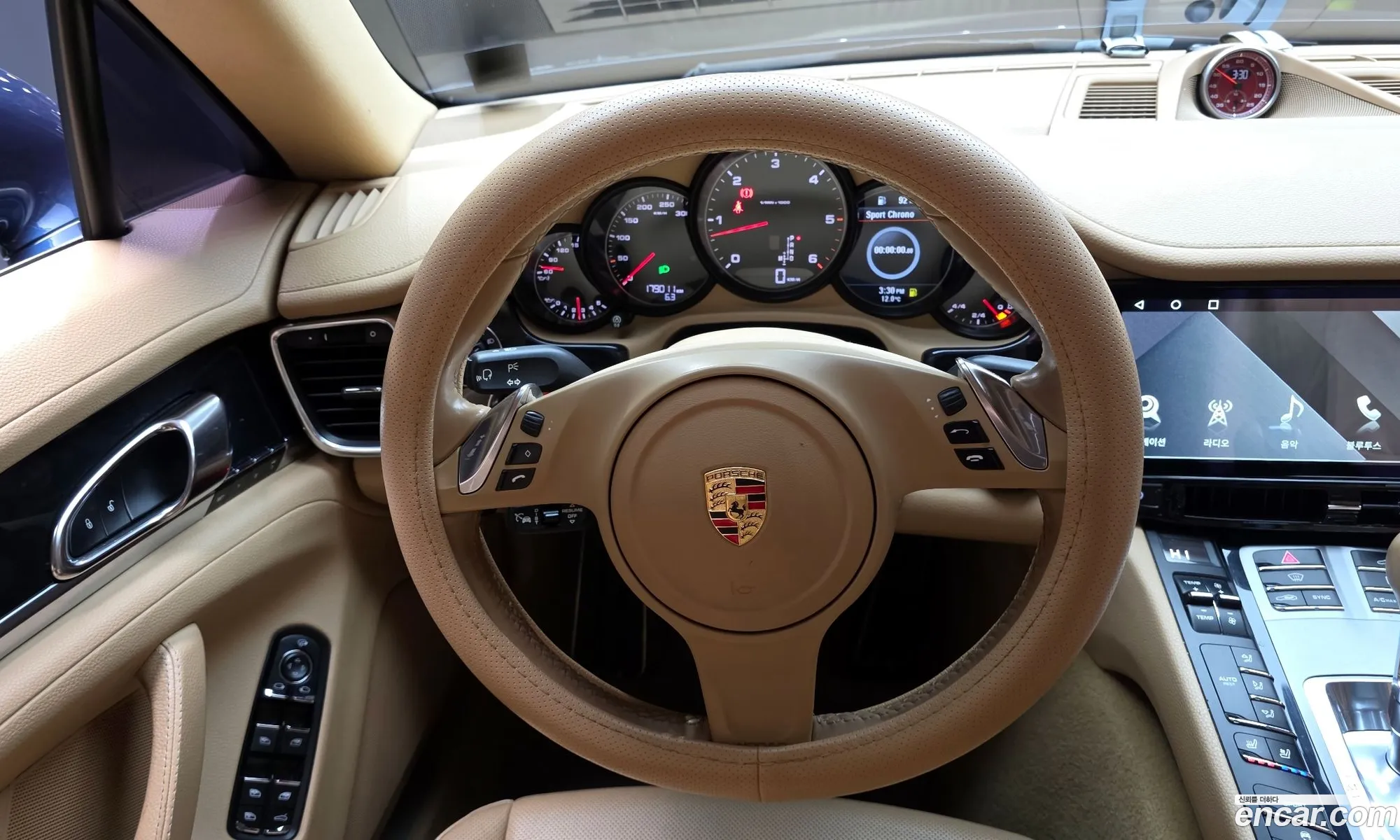 Porsche Panamera 2013 — 16