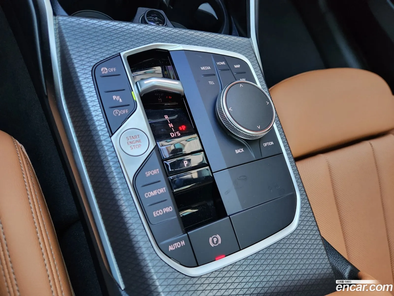 BMW 3 Series 2025 — 18
