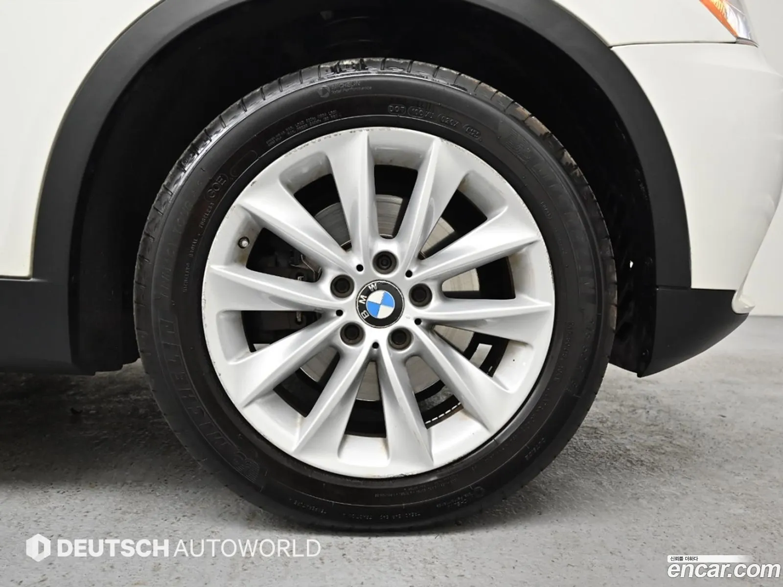 BMW X3 2013 — 11