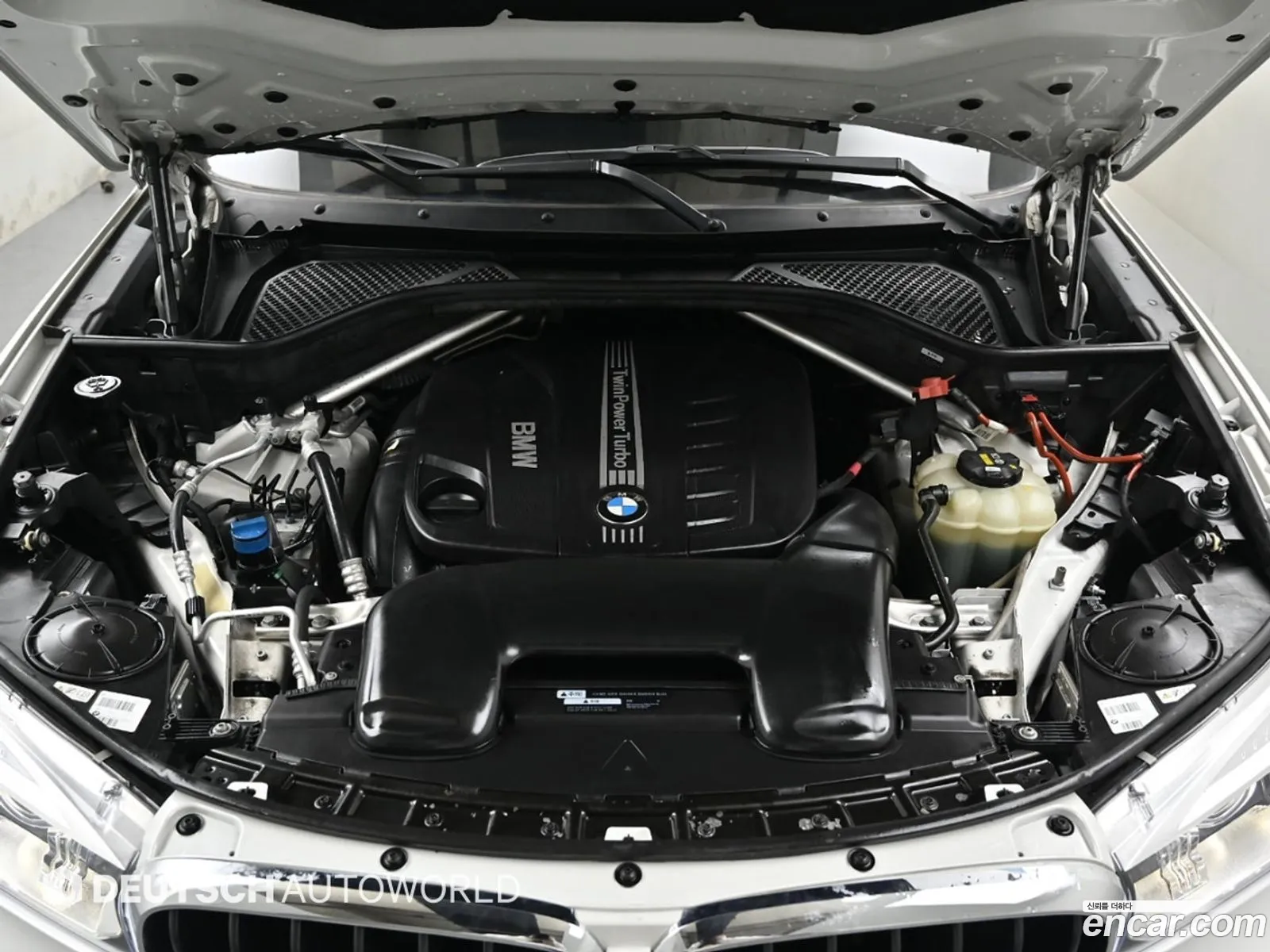 BMW X5 2018 — 18