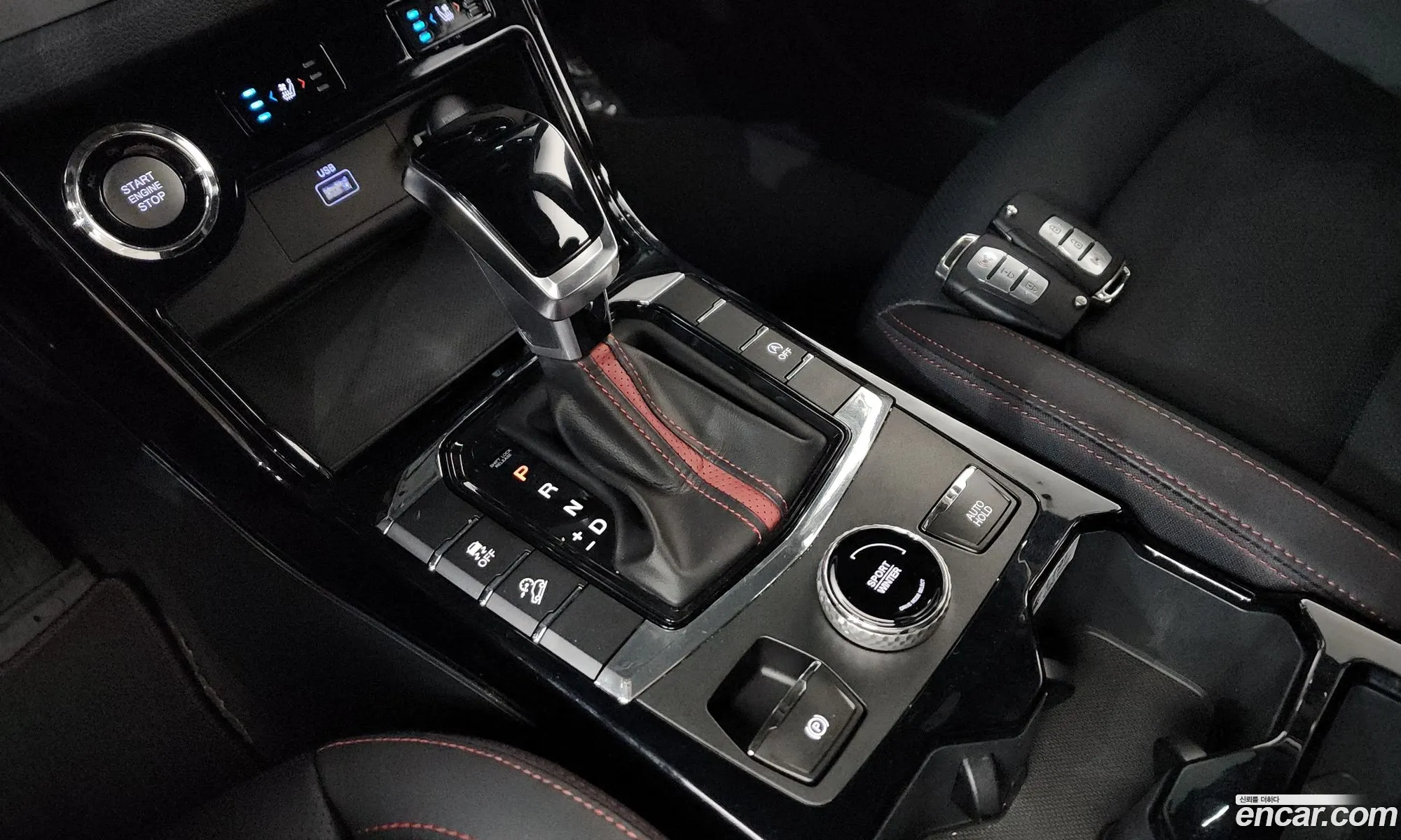 KG Mobility (SsangYong) Beautiful Korando 2021 — 18