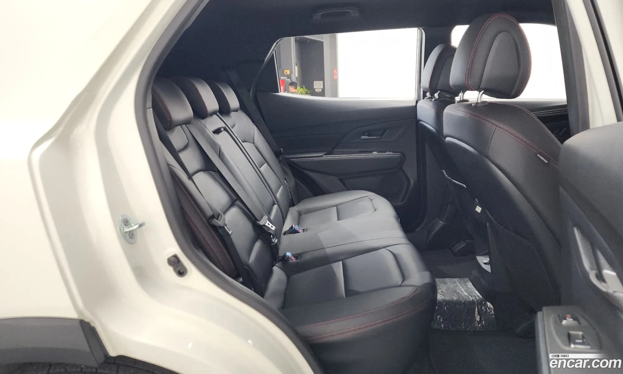 KG Mobility (SsangYong) Beautiful Korando 2021 — 12