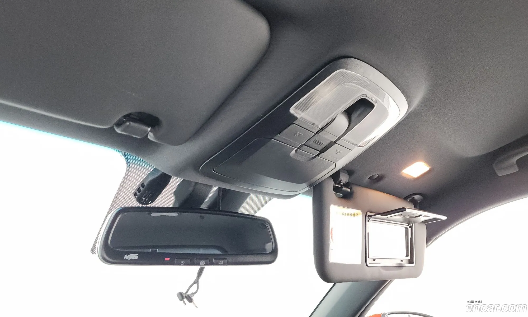 KG Mobility (SsangYong) Beautiful Korando 2021 — 17